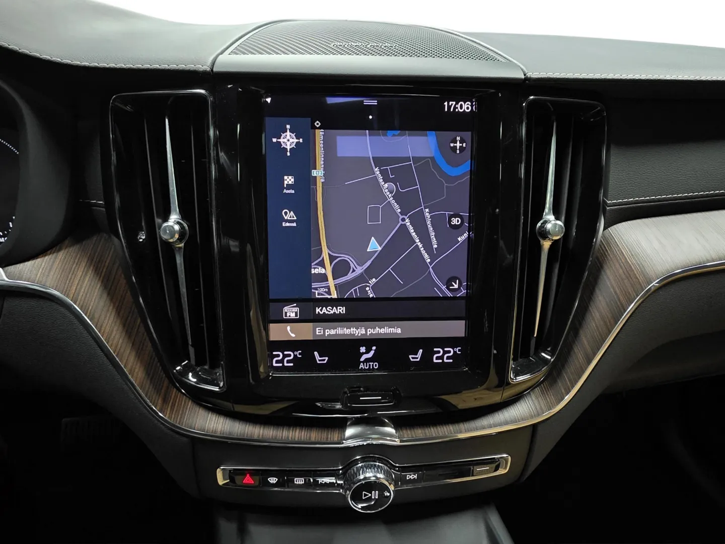 Autokuva 15 - GOL-214