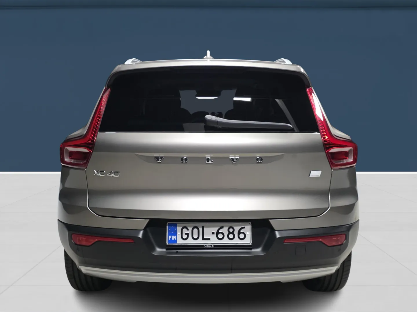 Autokuva 5 - GOL-686