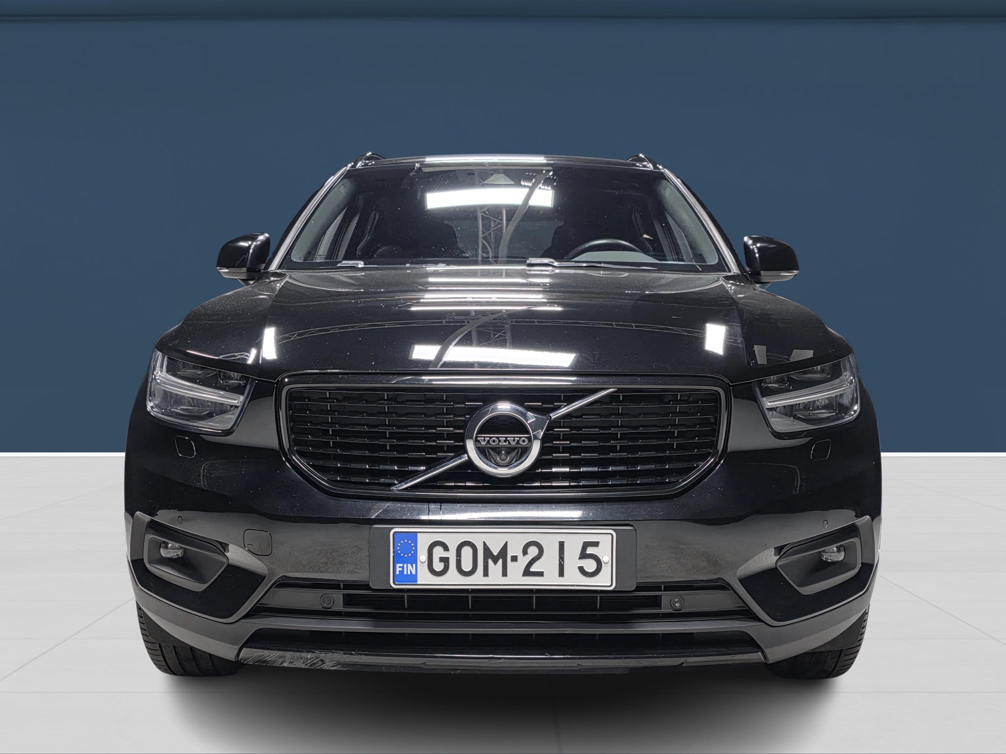 Volvo XC40 B4 MHEV Business R-Design aut 2021, kuva 2/20