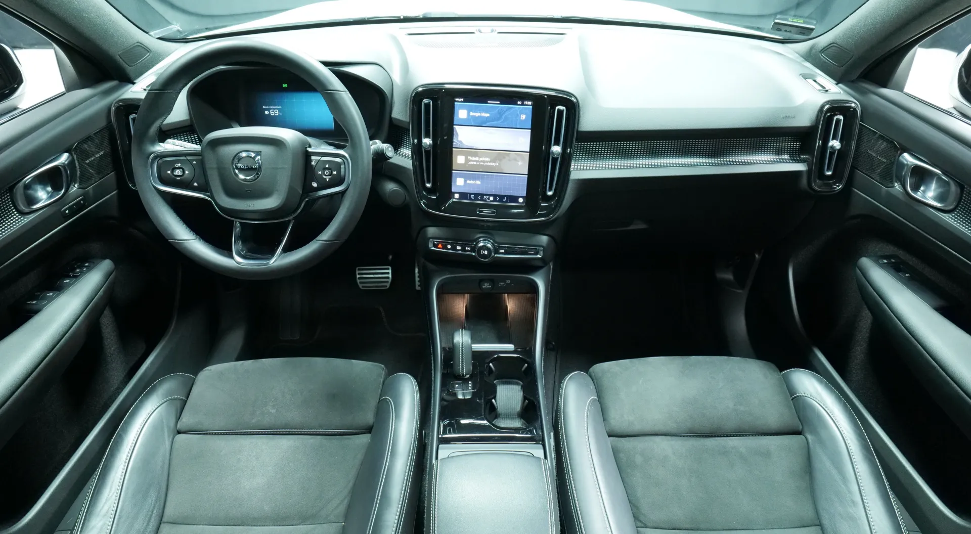 Autokuva 15 - GOU-429