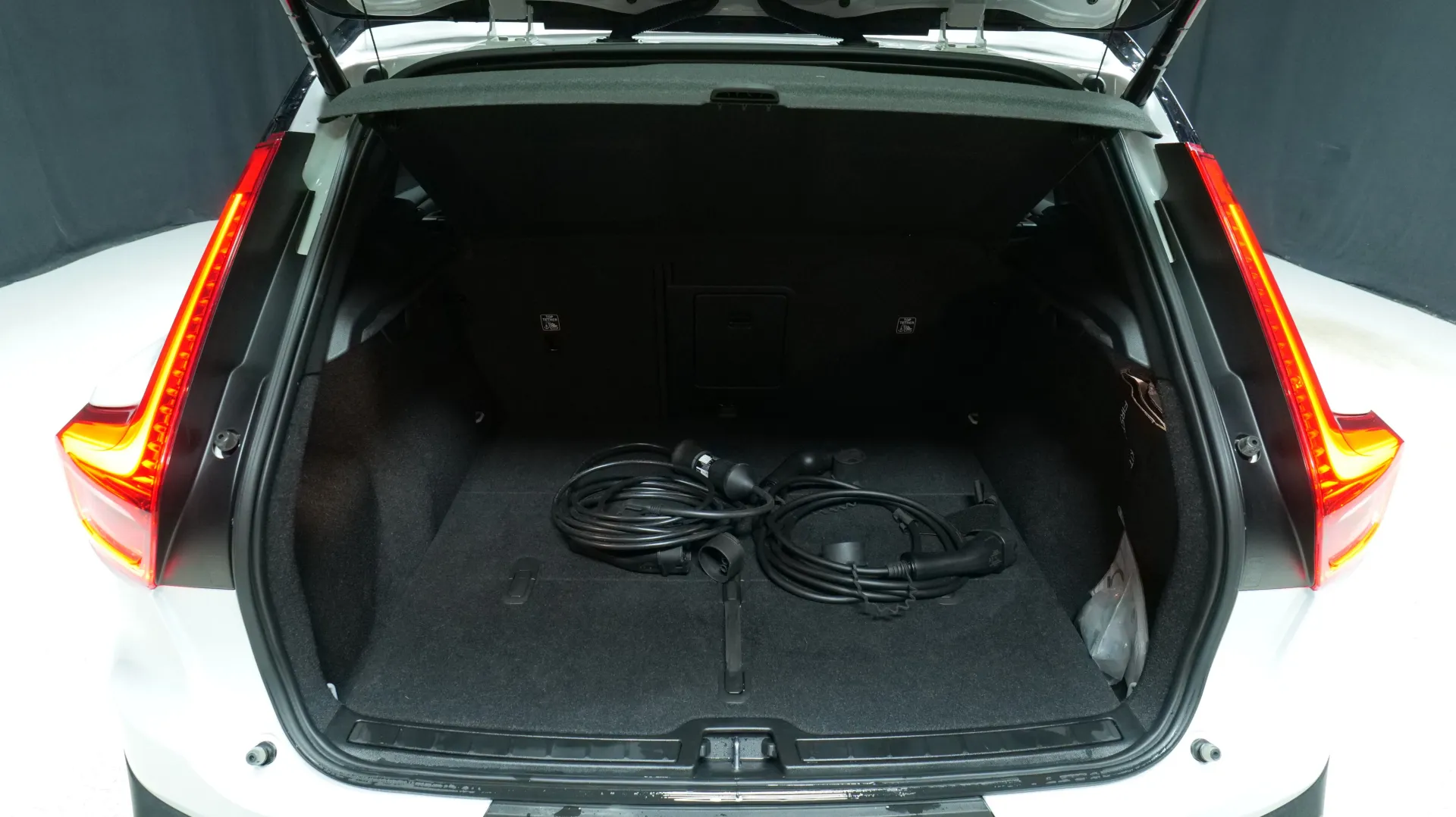 Autokuva 18 - GOU-429