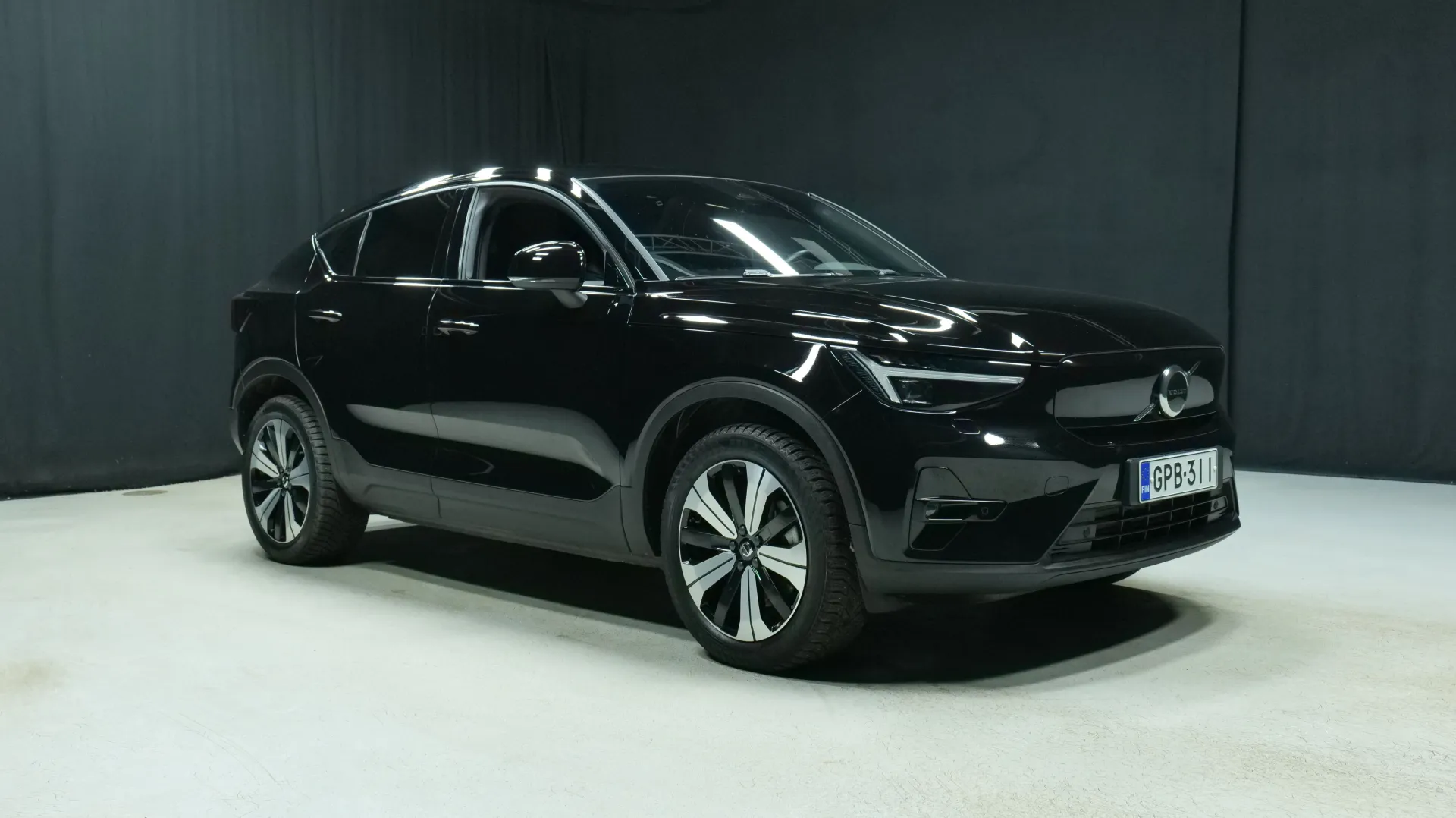 Autokuva 5 - GPB-311