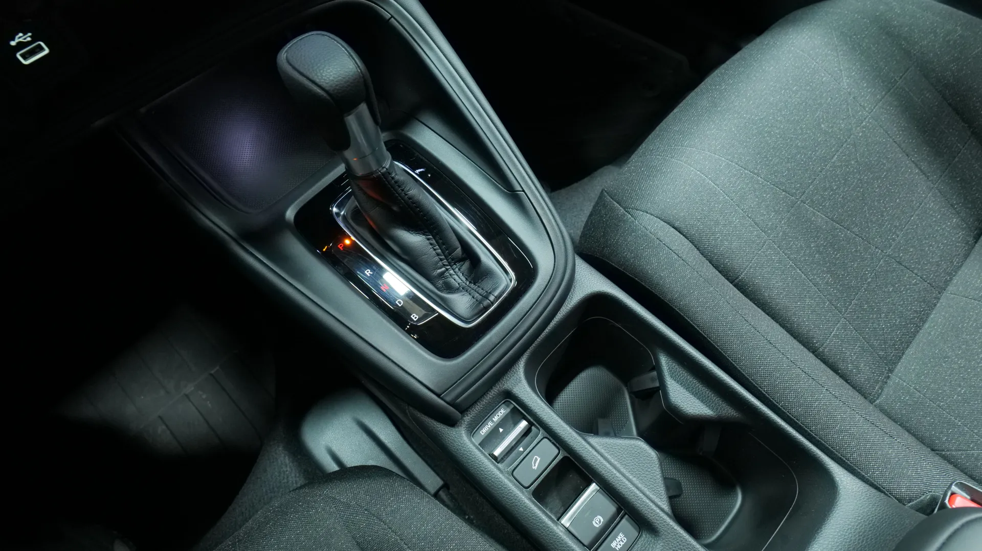 Autokuva 10 - GPB-344