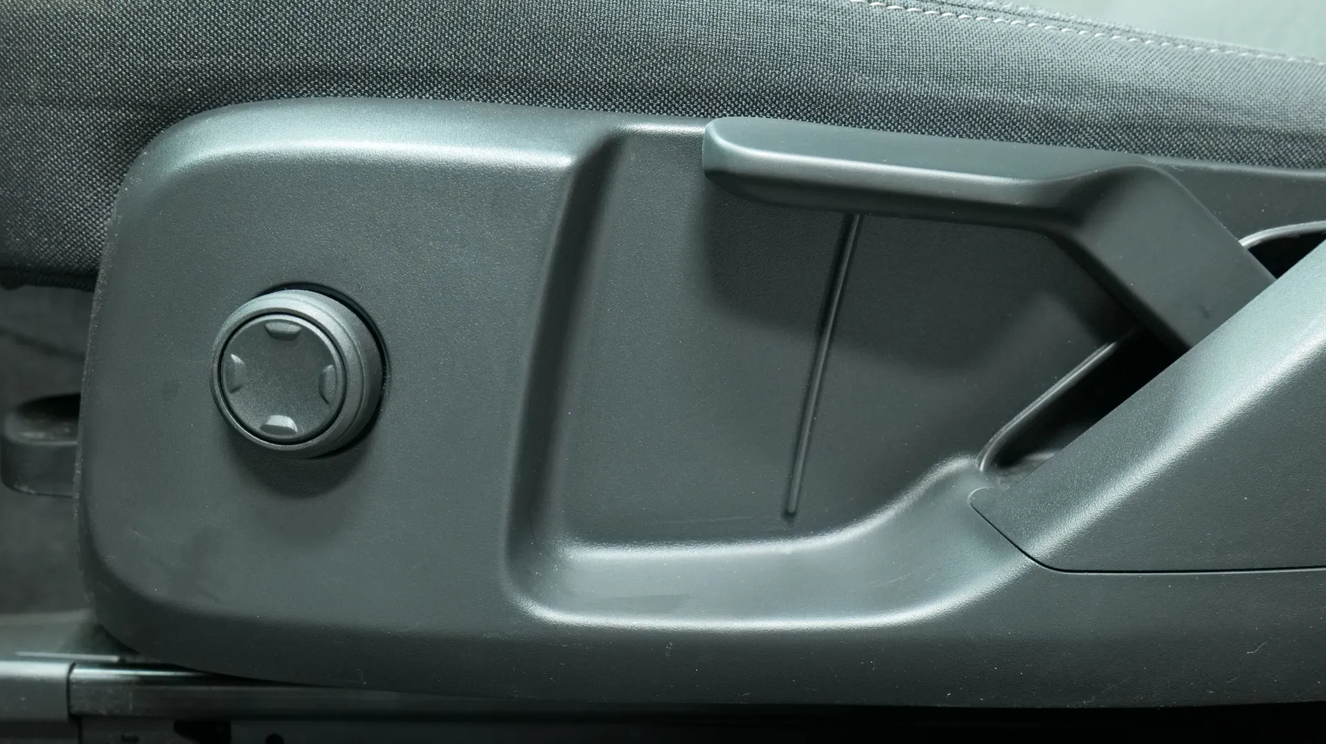 Autokuva 10 - GPB-784