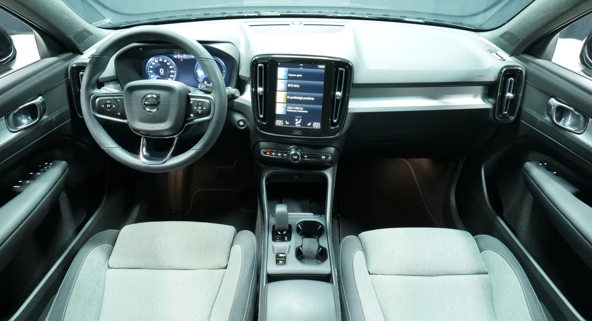 Autokuva 13 - GPB-784