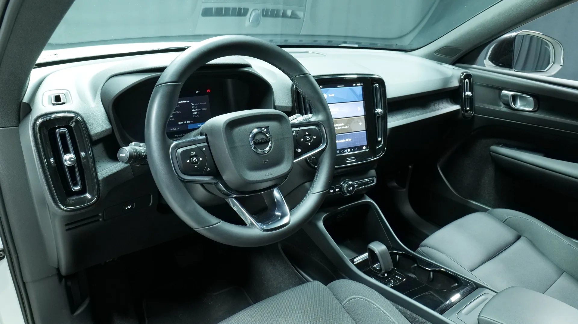 Autokuva 11 - GPB-827