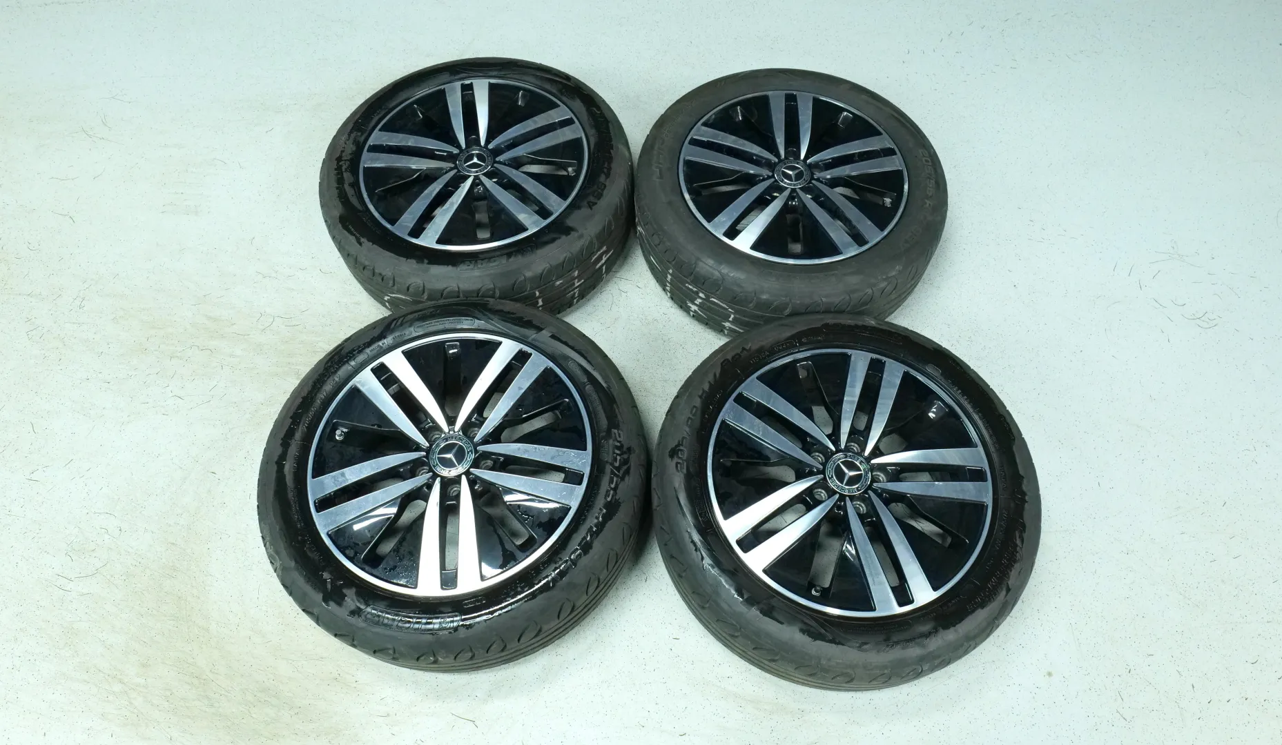 Autokuva 18 - GPC-177