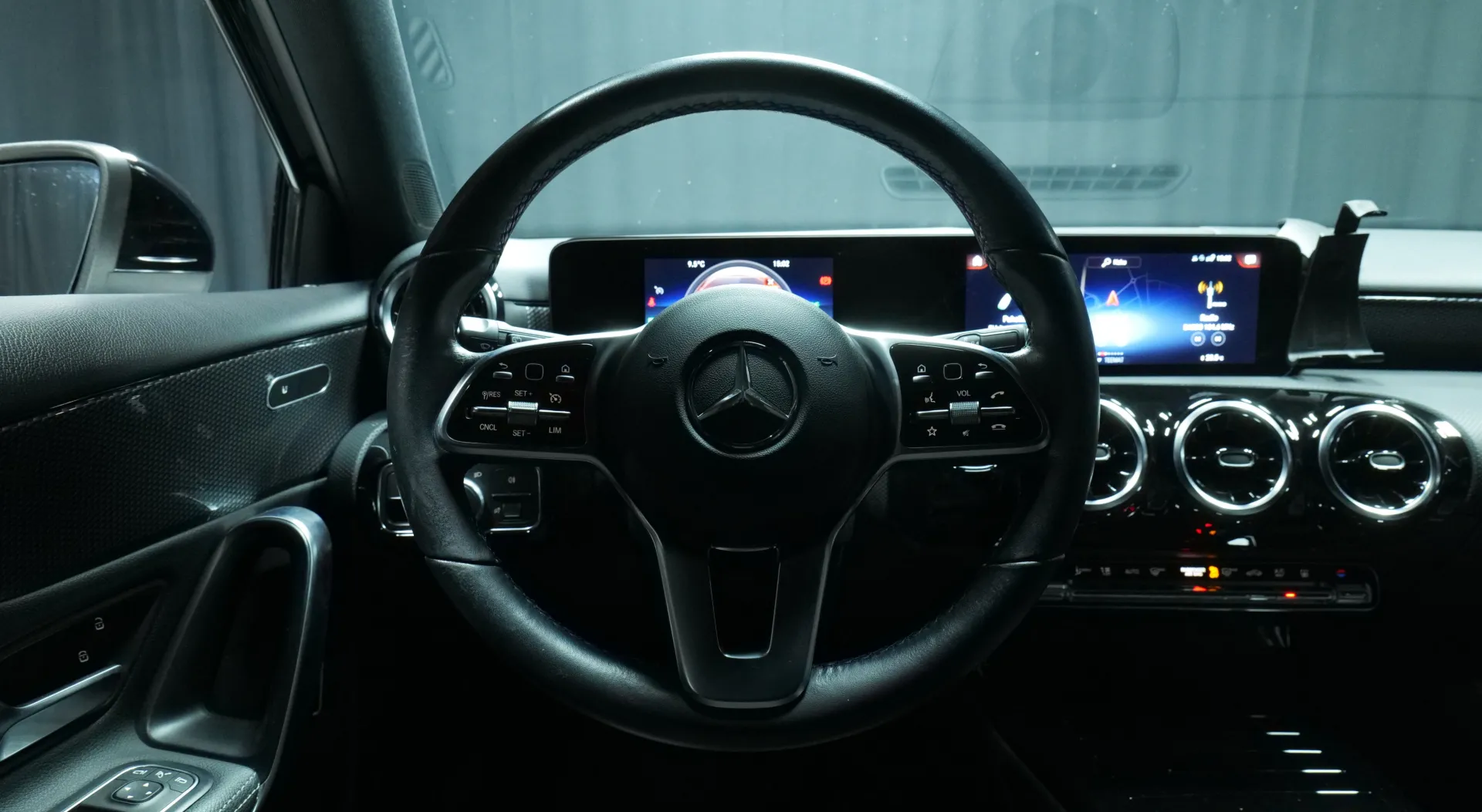 Autokuva 14 - GPC-177