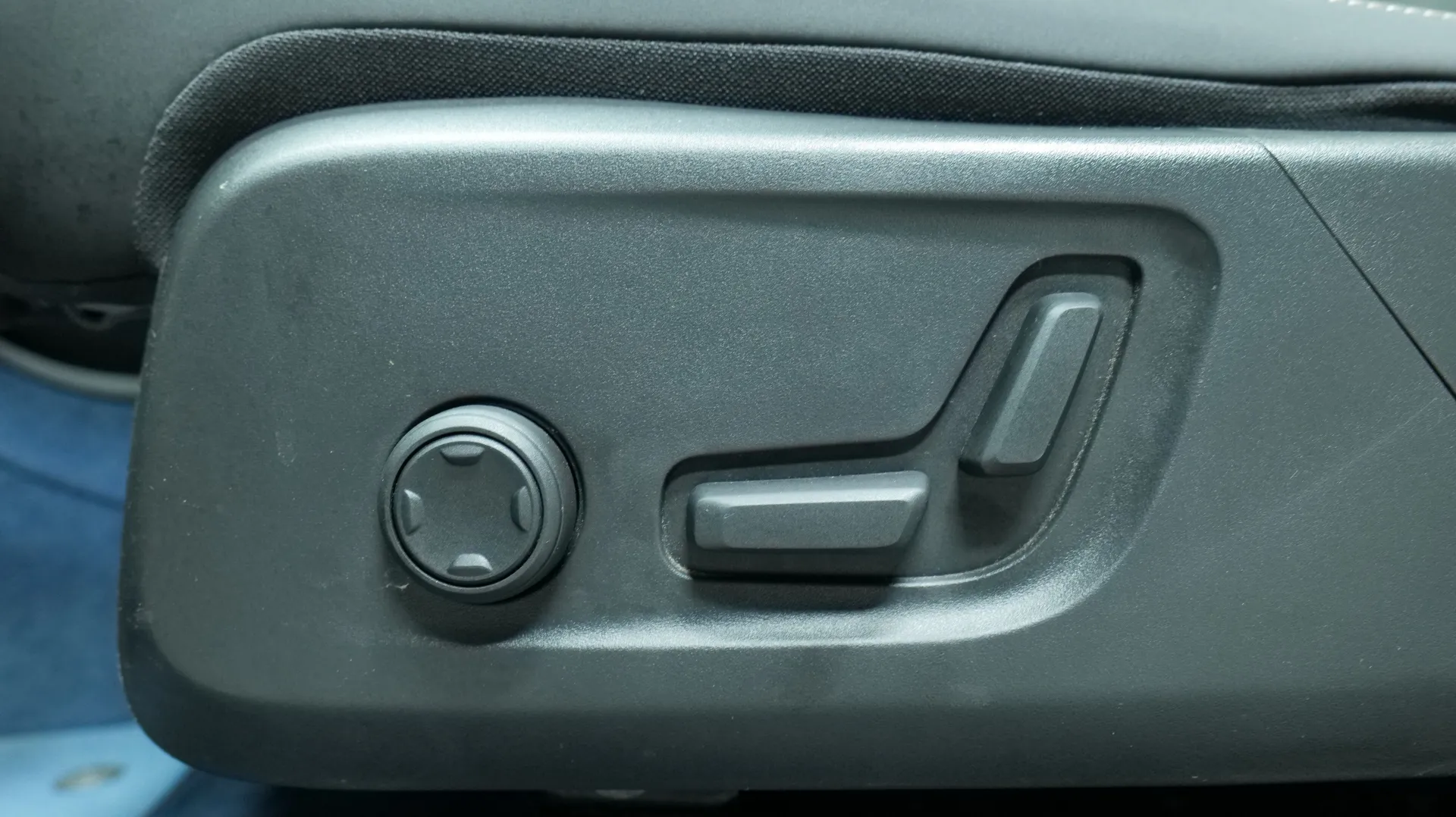 Autokuva 10 - GPC-720