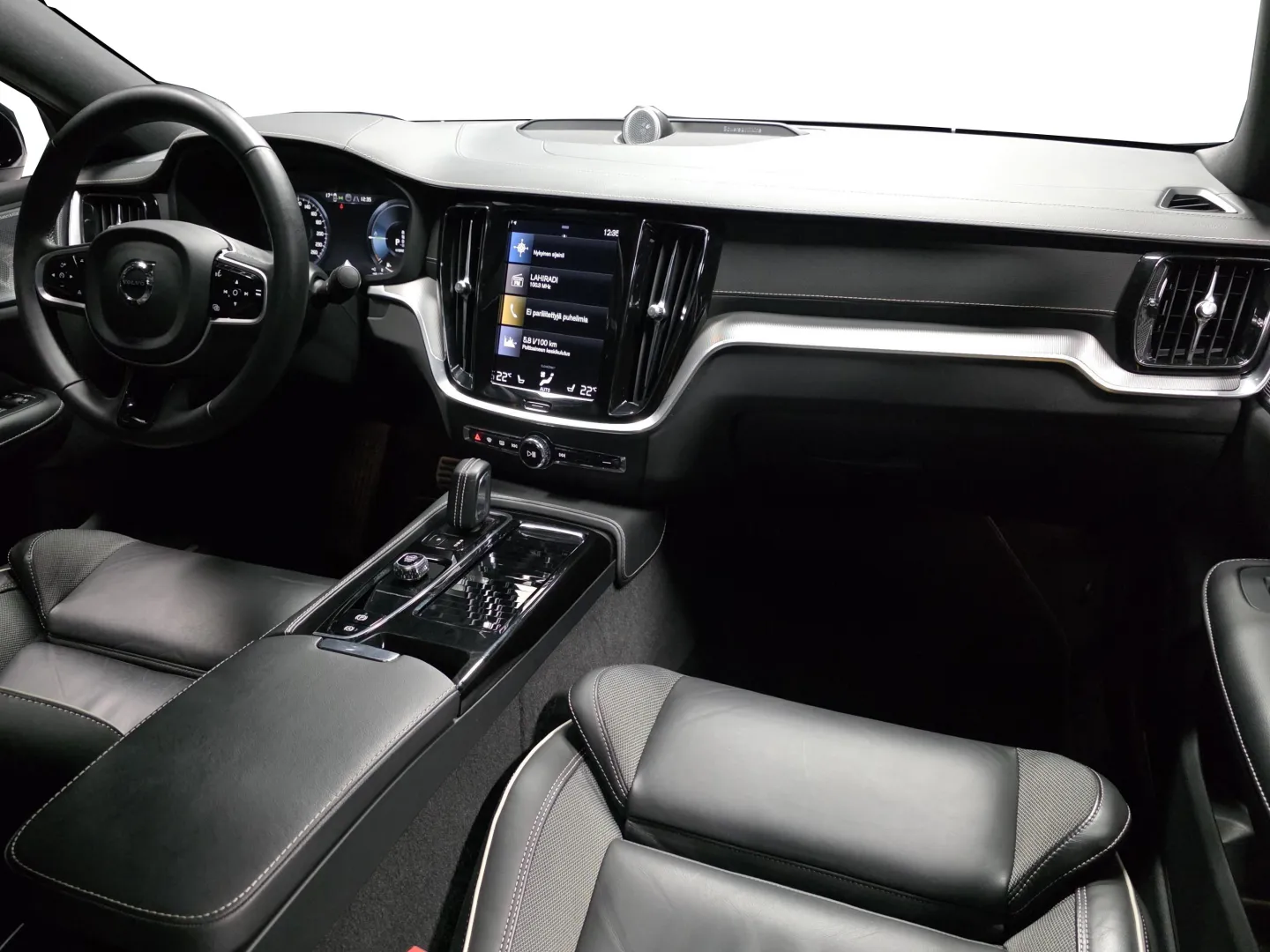 Autokuva 17 - GPF-852