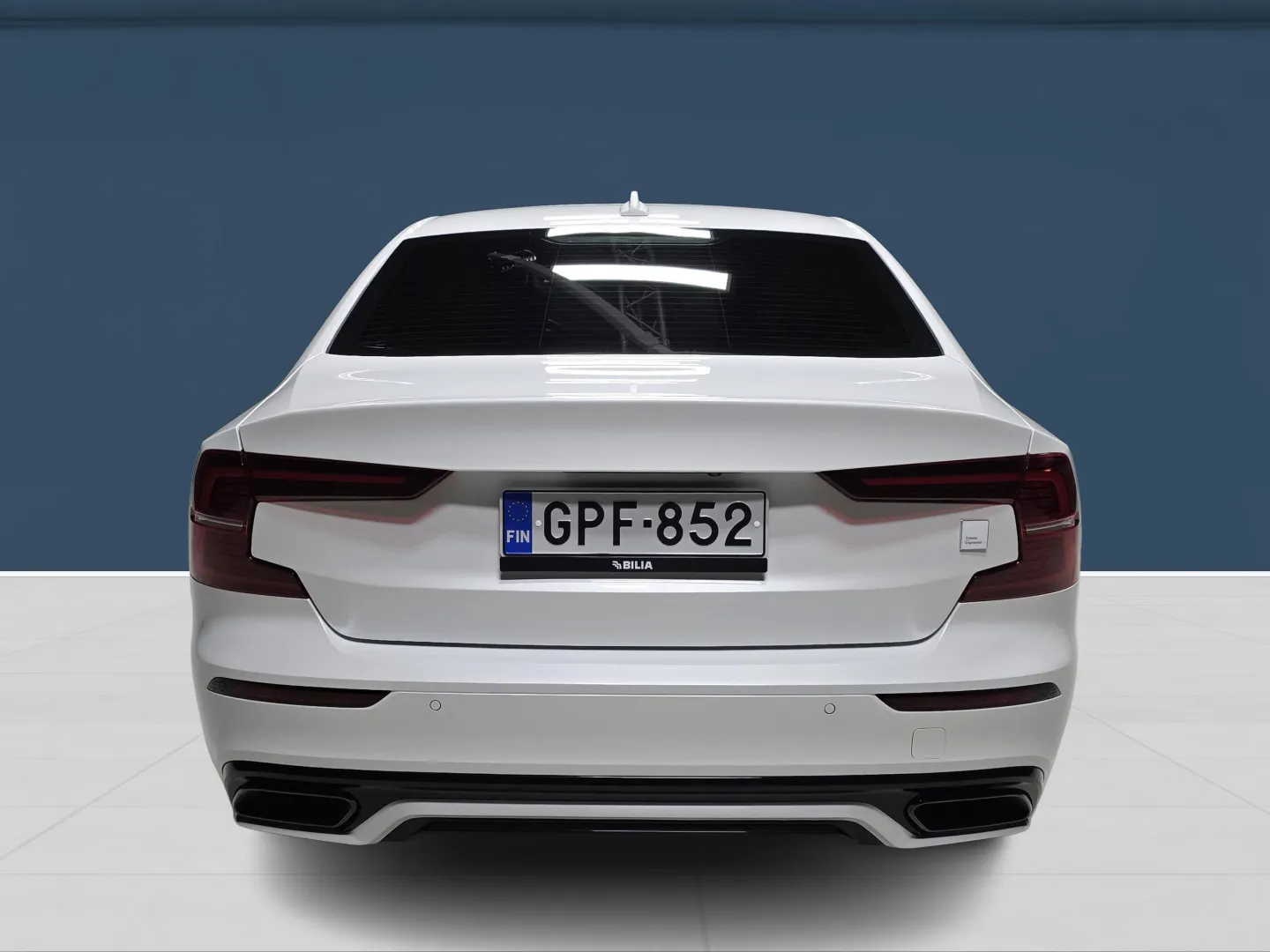 Autokuva 5 - GPF-852