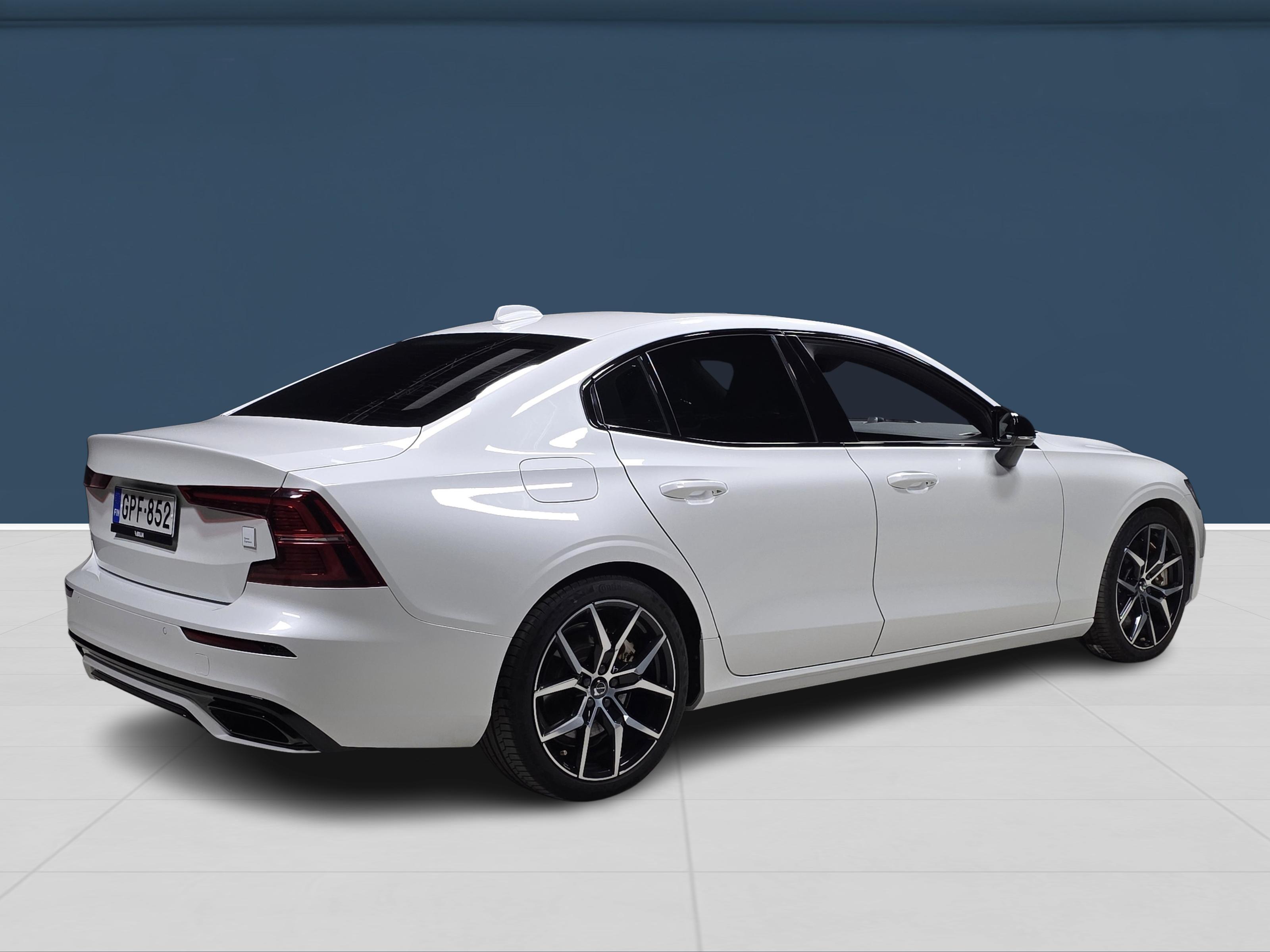 Volvo S60 2022, kuva 4/19
