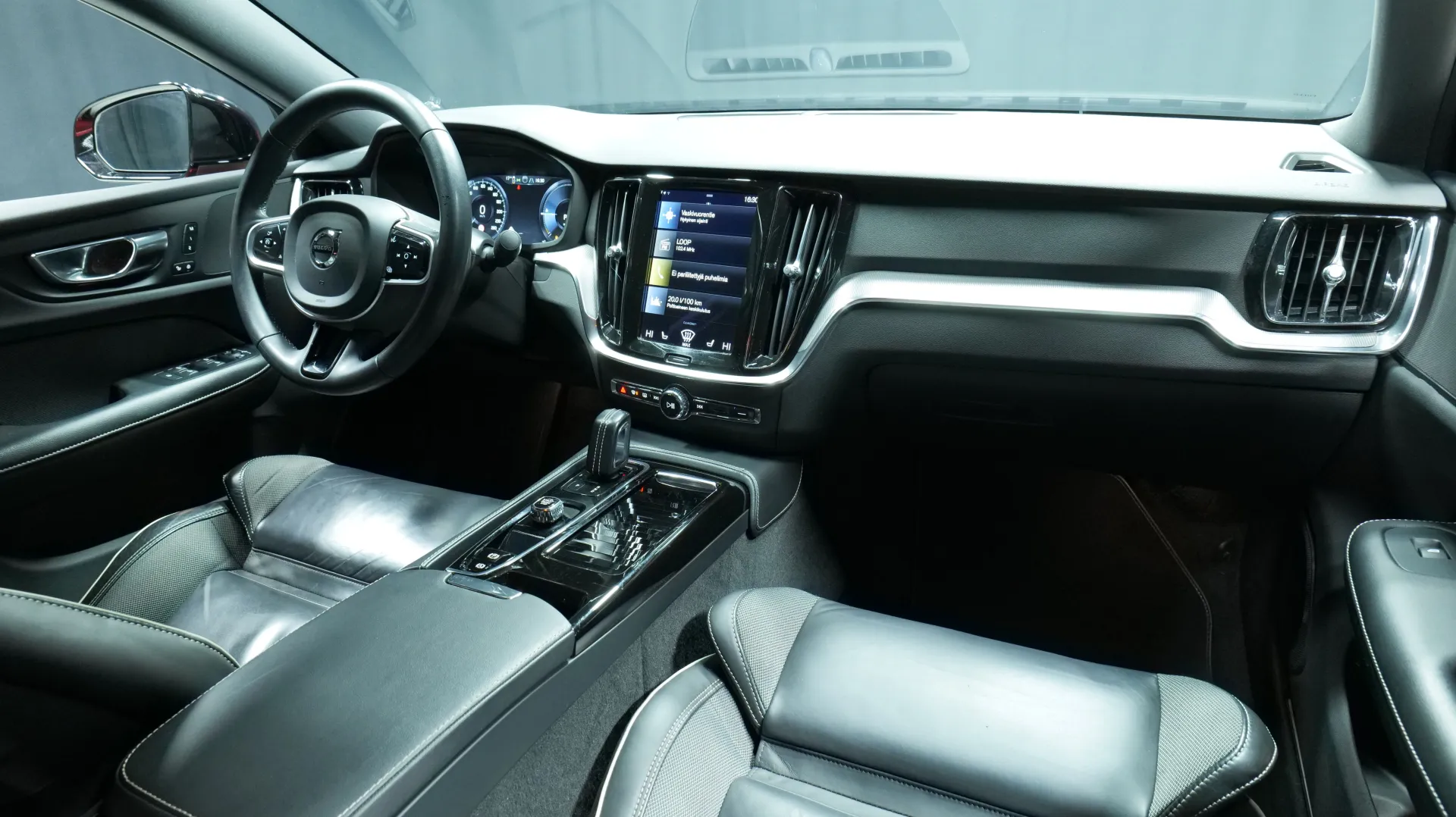 Autokuva 18 - GPG-613