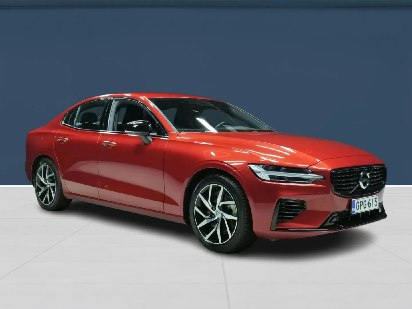 Autokuva 3 - GPG-613