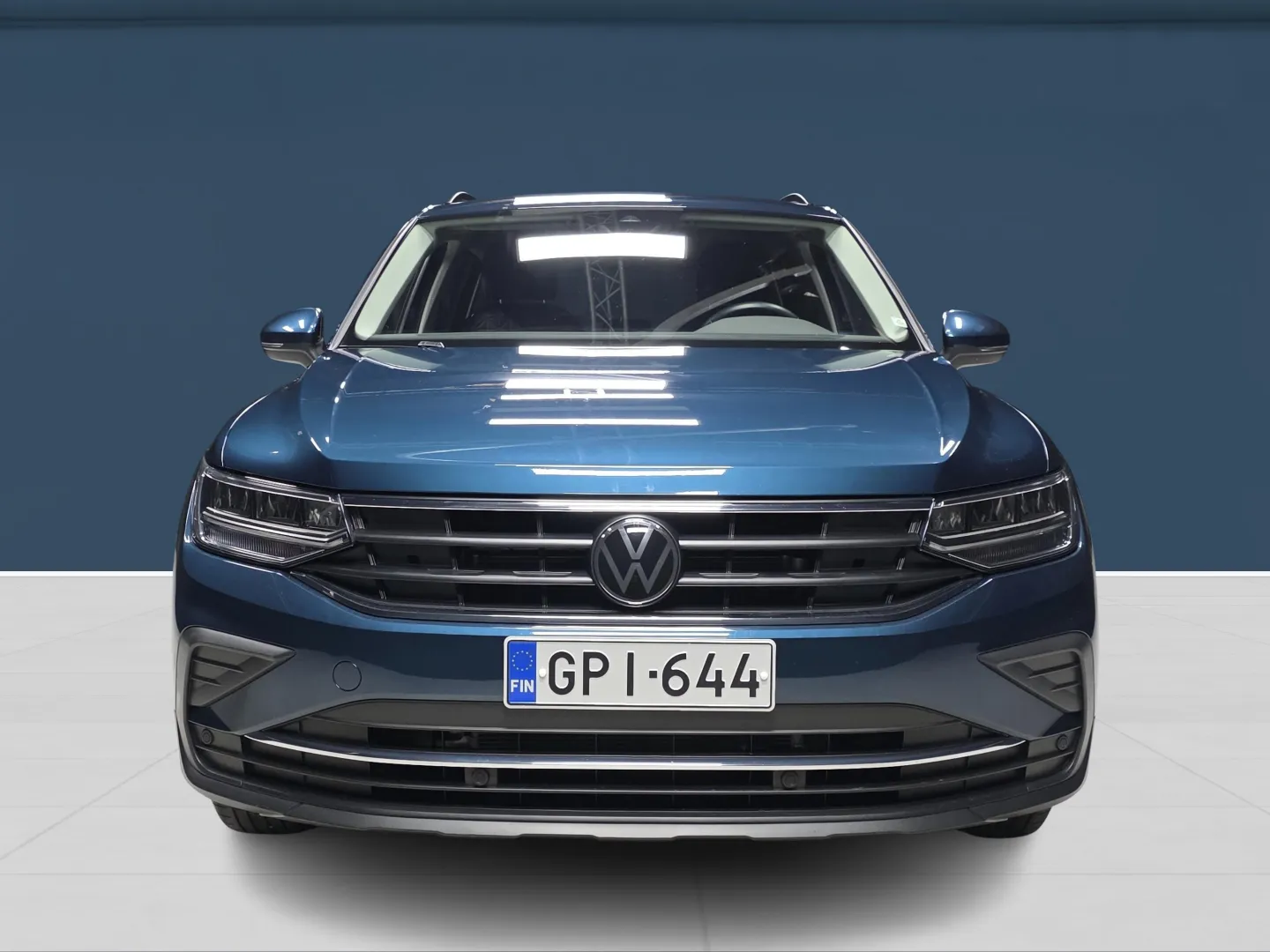 Autokuva 2 - GPI-644