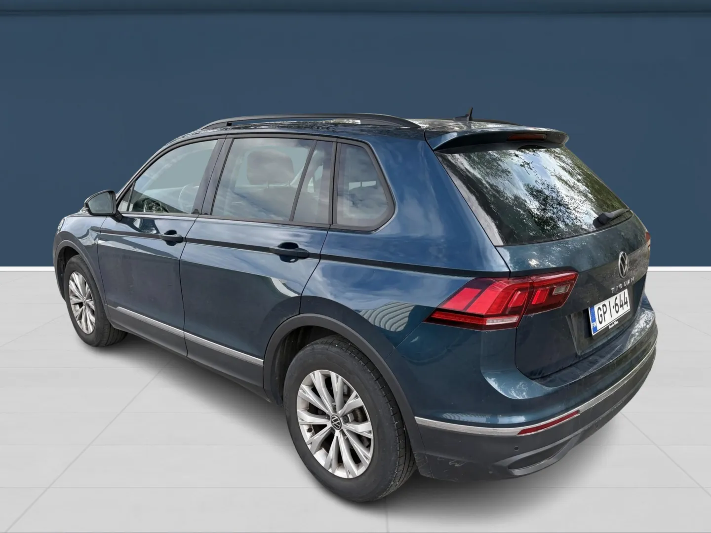 Autokuva 2 - GPI-644