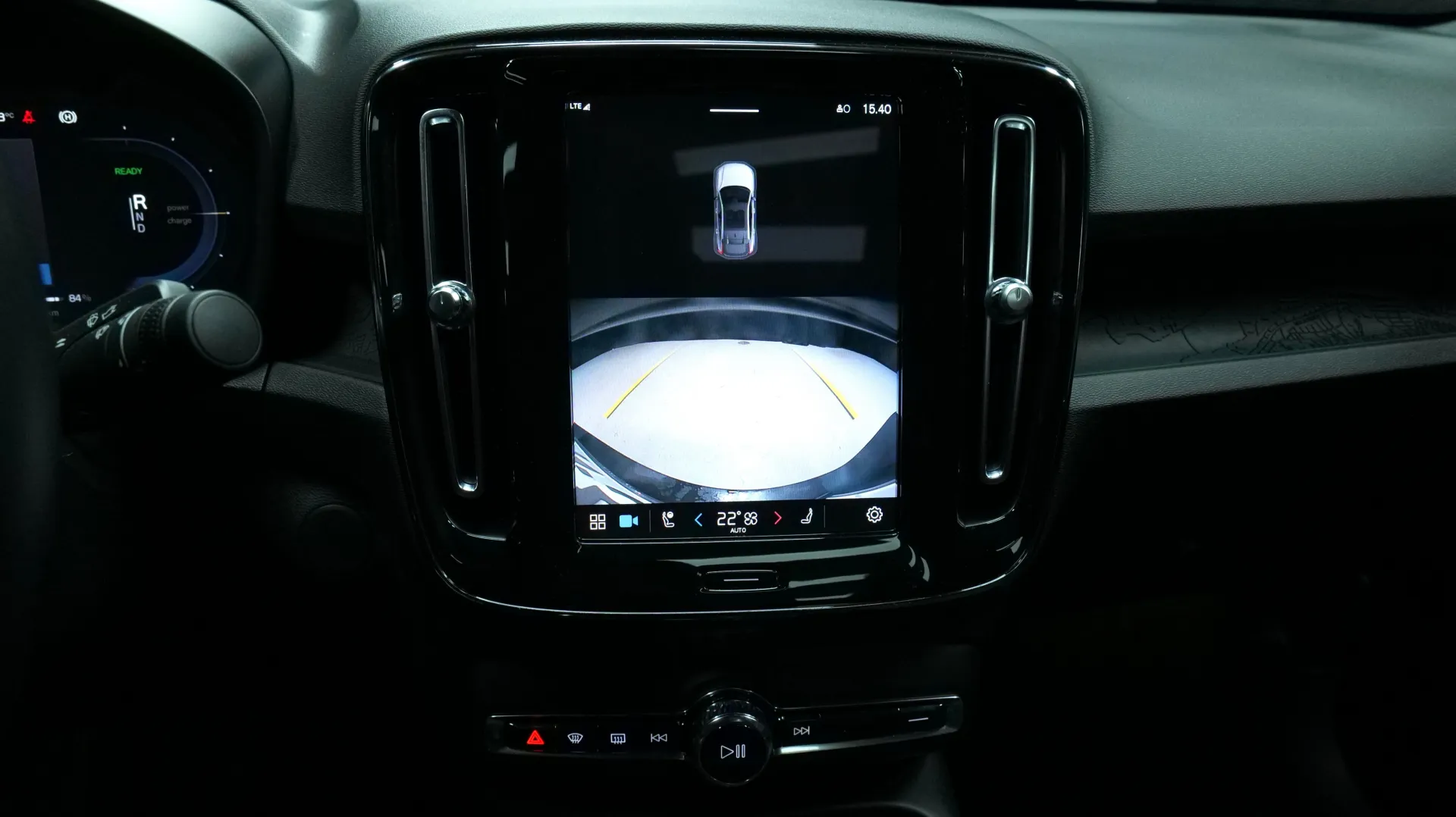 Autokuva 7 - GPN-381