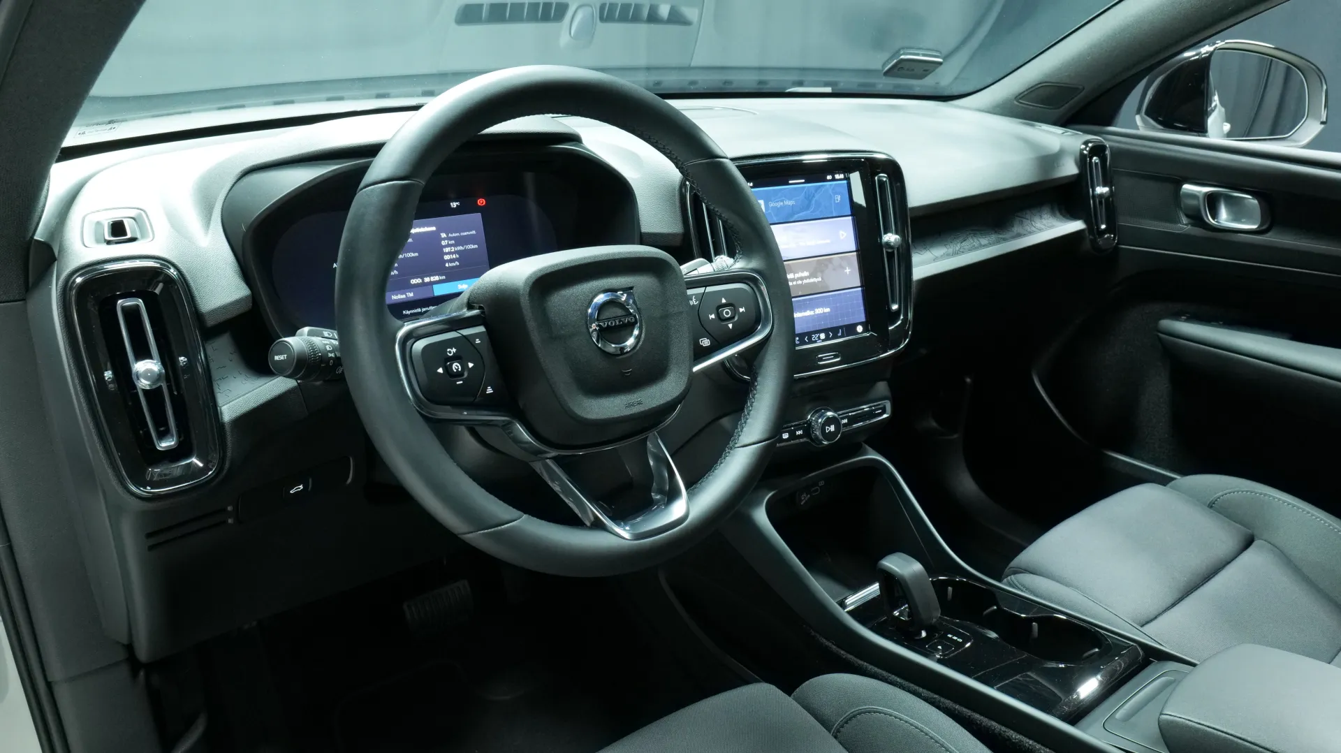 Autokuva 11 - GPN-381