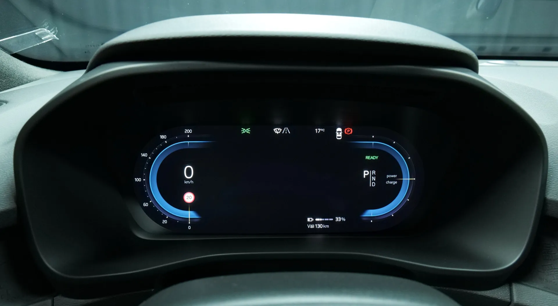 Autokuva 6 - GPN-382