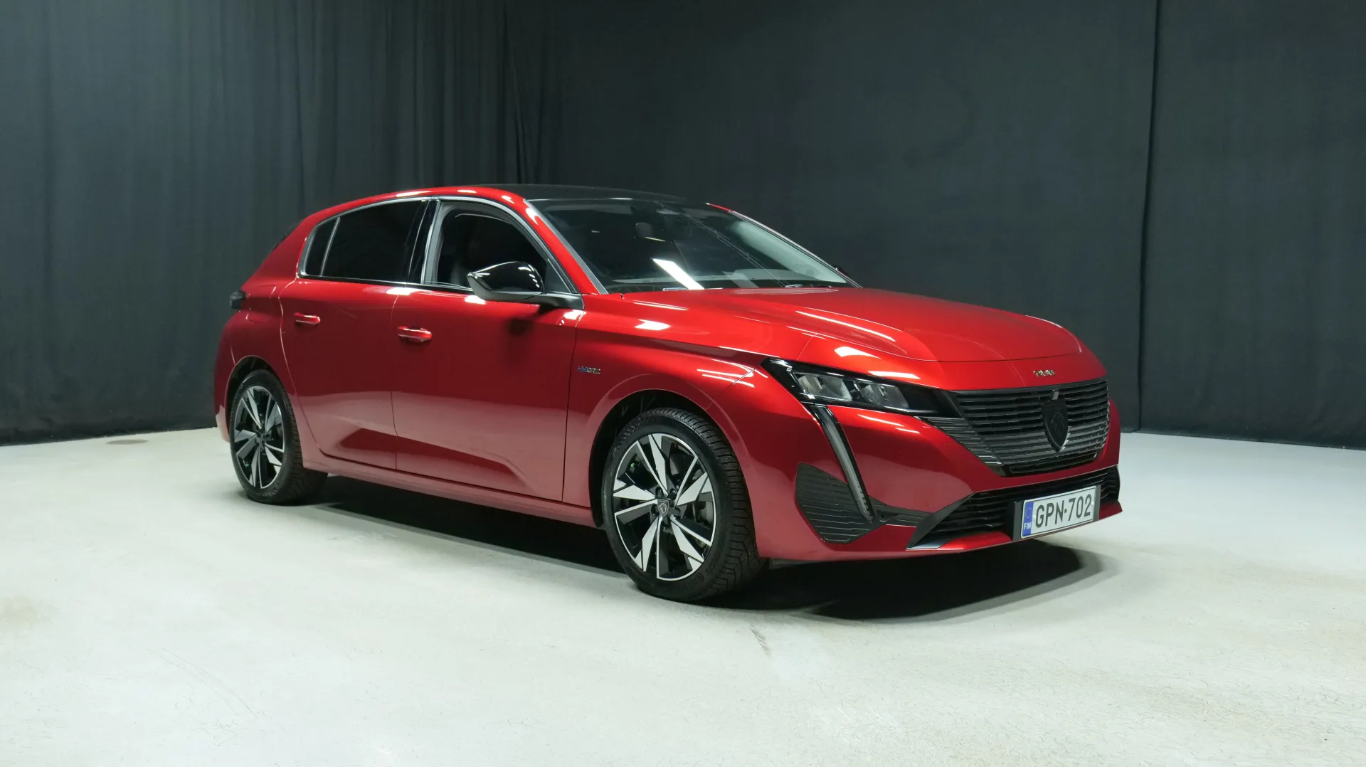 Autokuva 4 - GPN-702