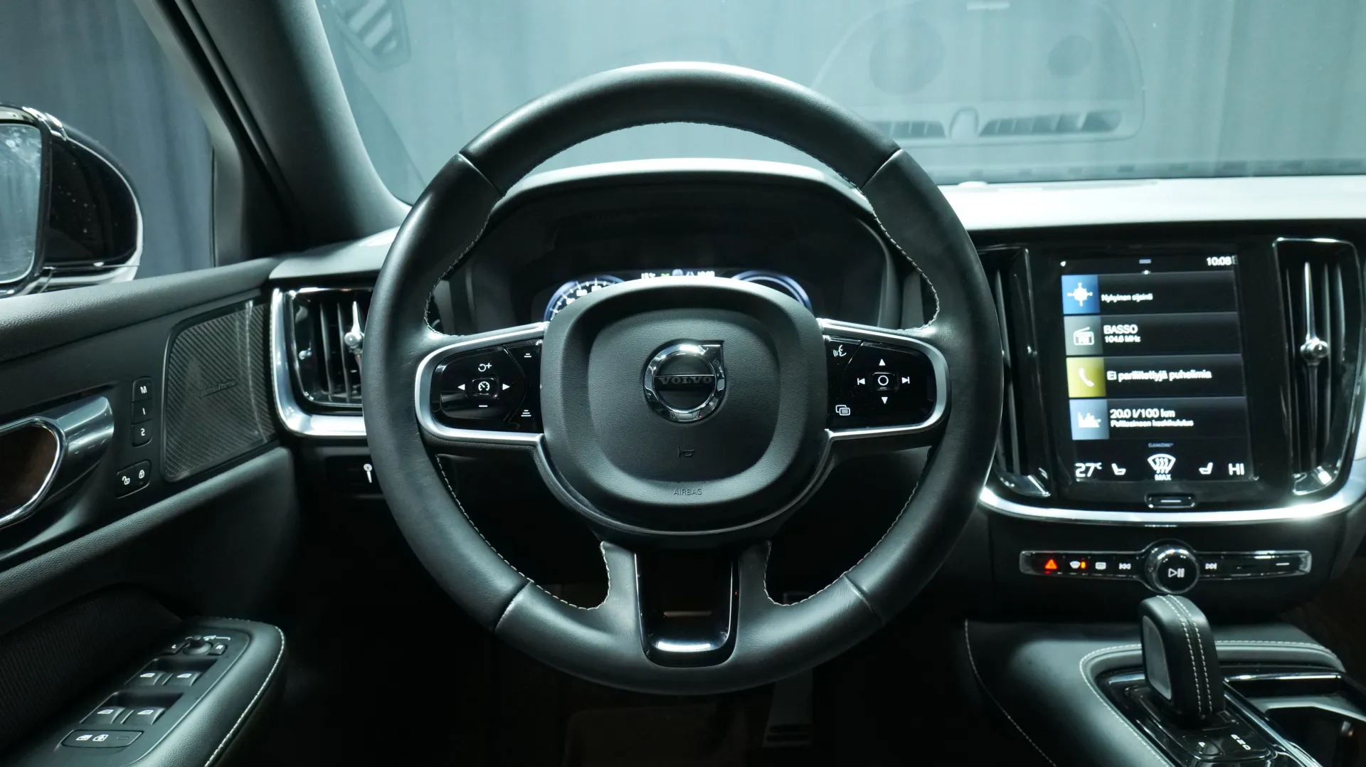 Autokuva 16 - GPO-253