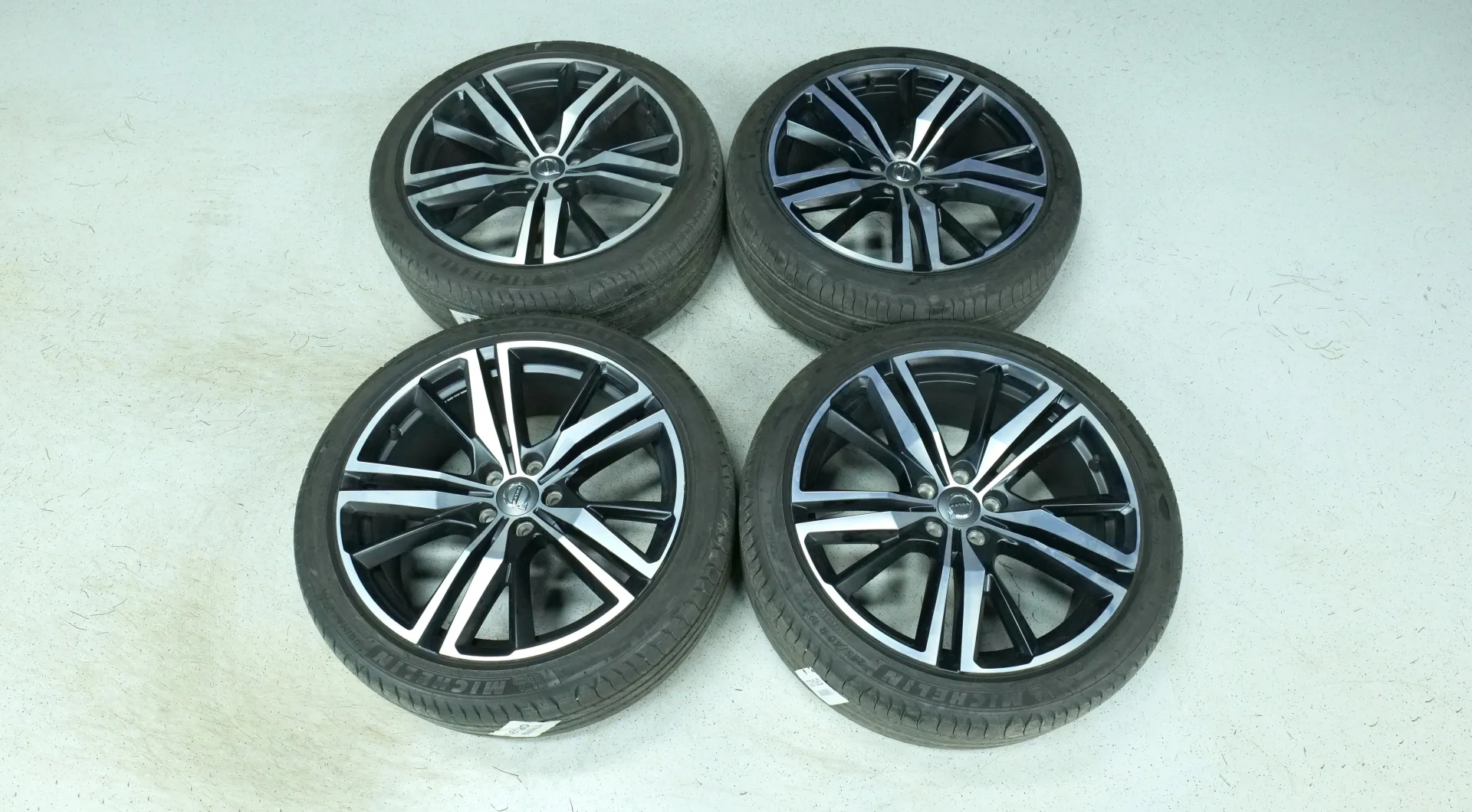 Autokuva 20 - GPO-253