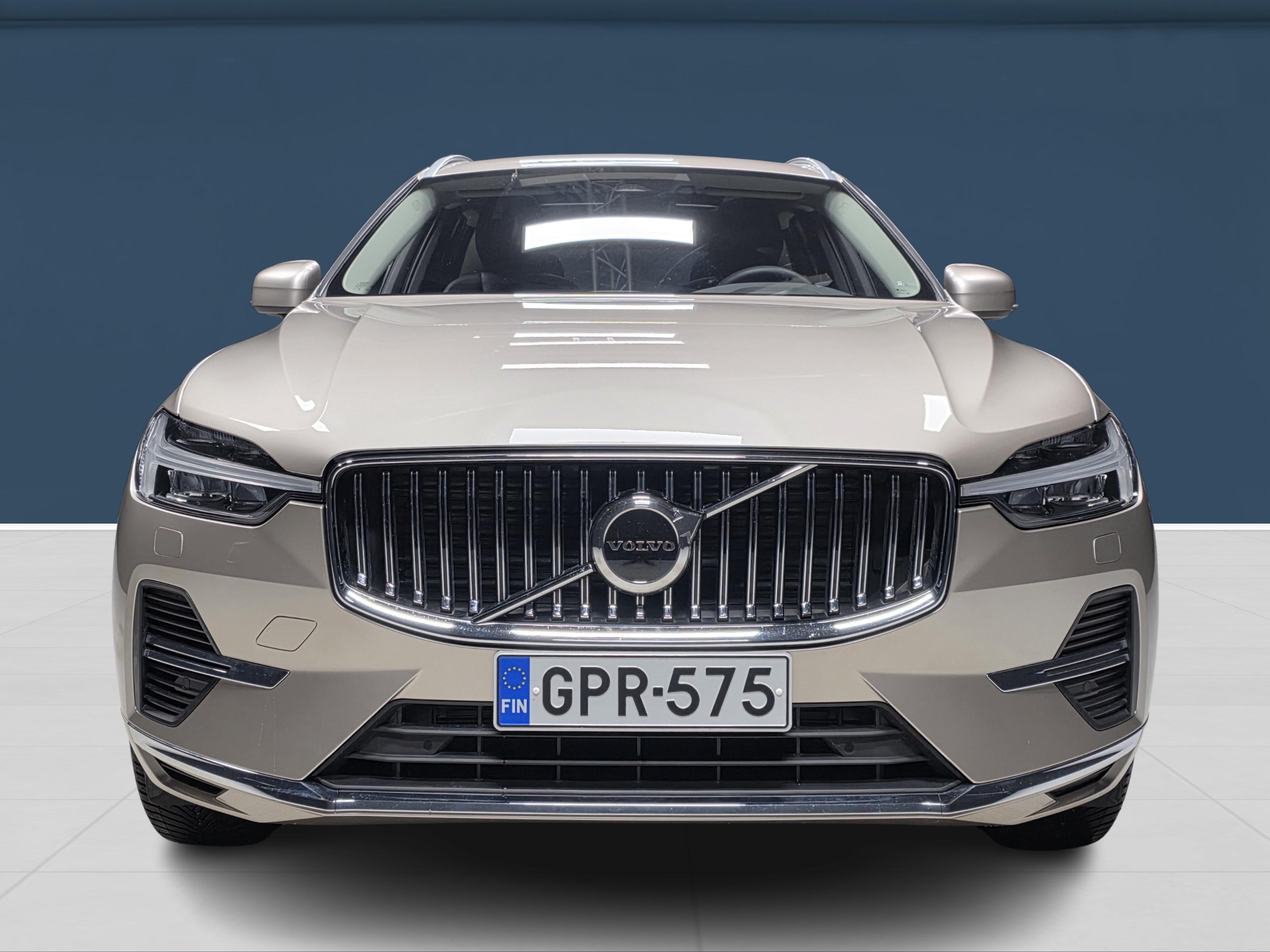 Volvo XC60 2024, photo 2/17