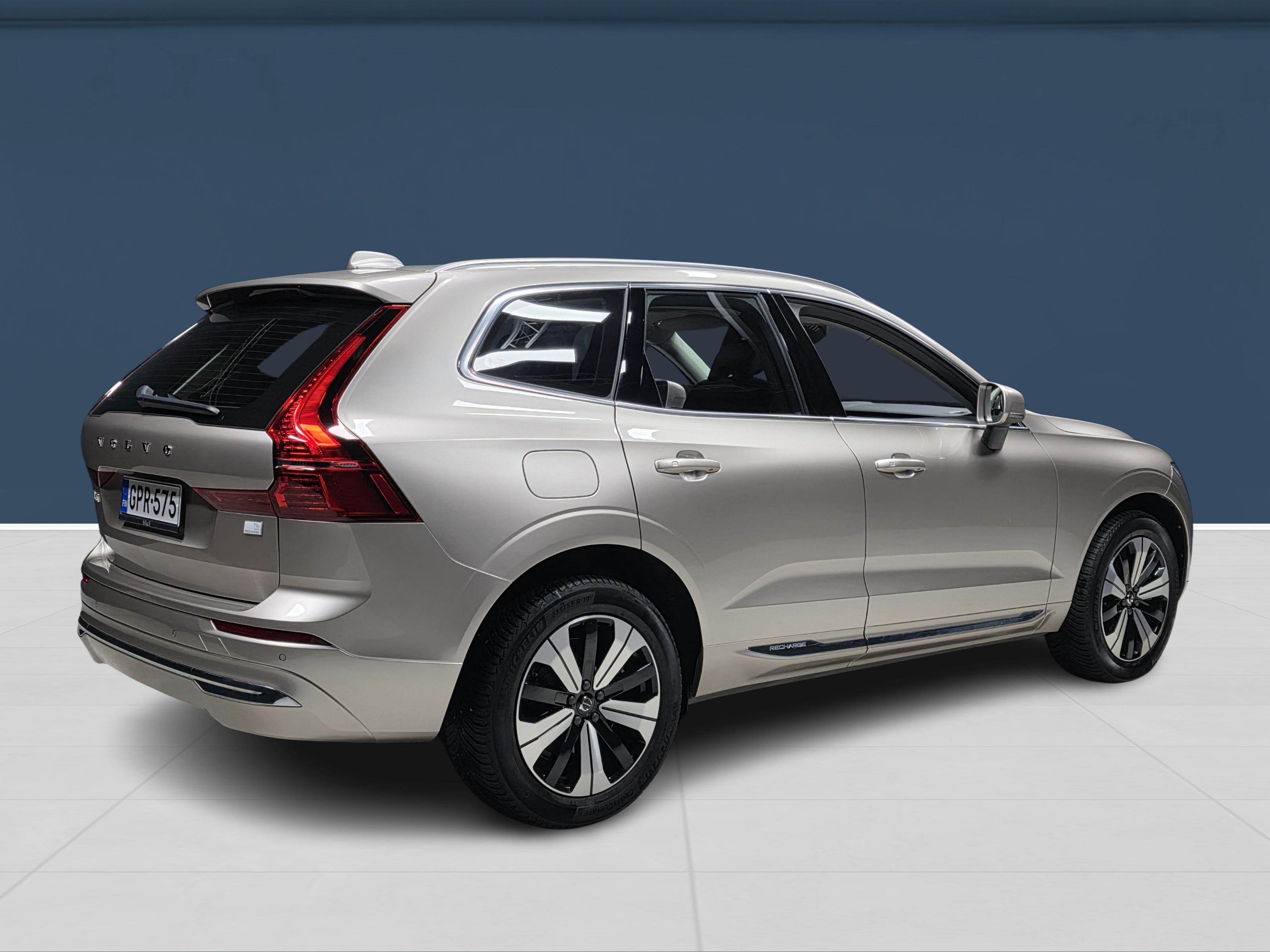 Volvo XC60 2024, photo 4/17