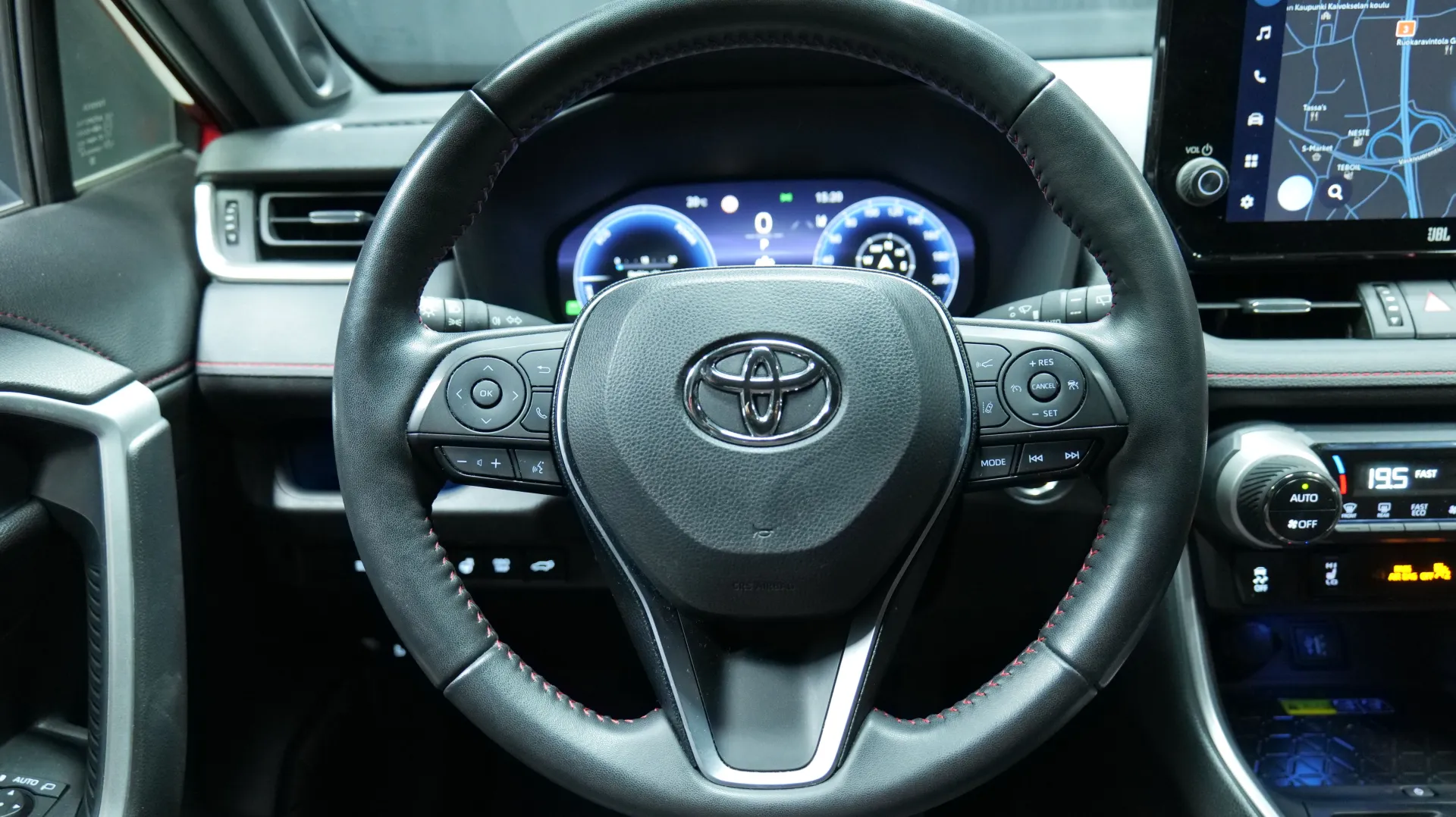 Autokuva 16 - GPS-402