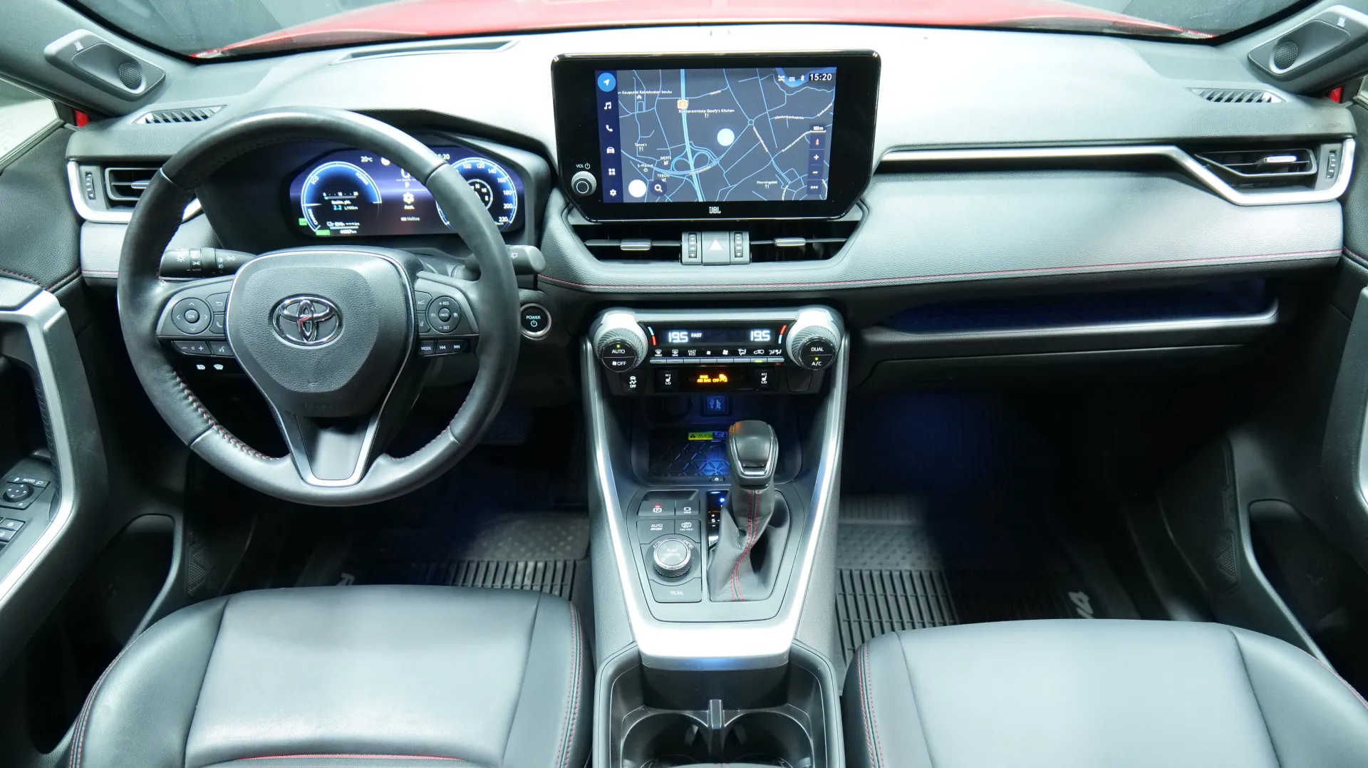 Autokuva 15 - GPS-402