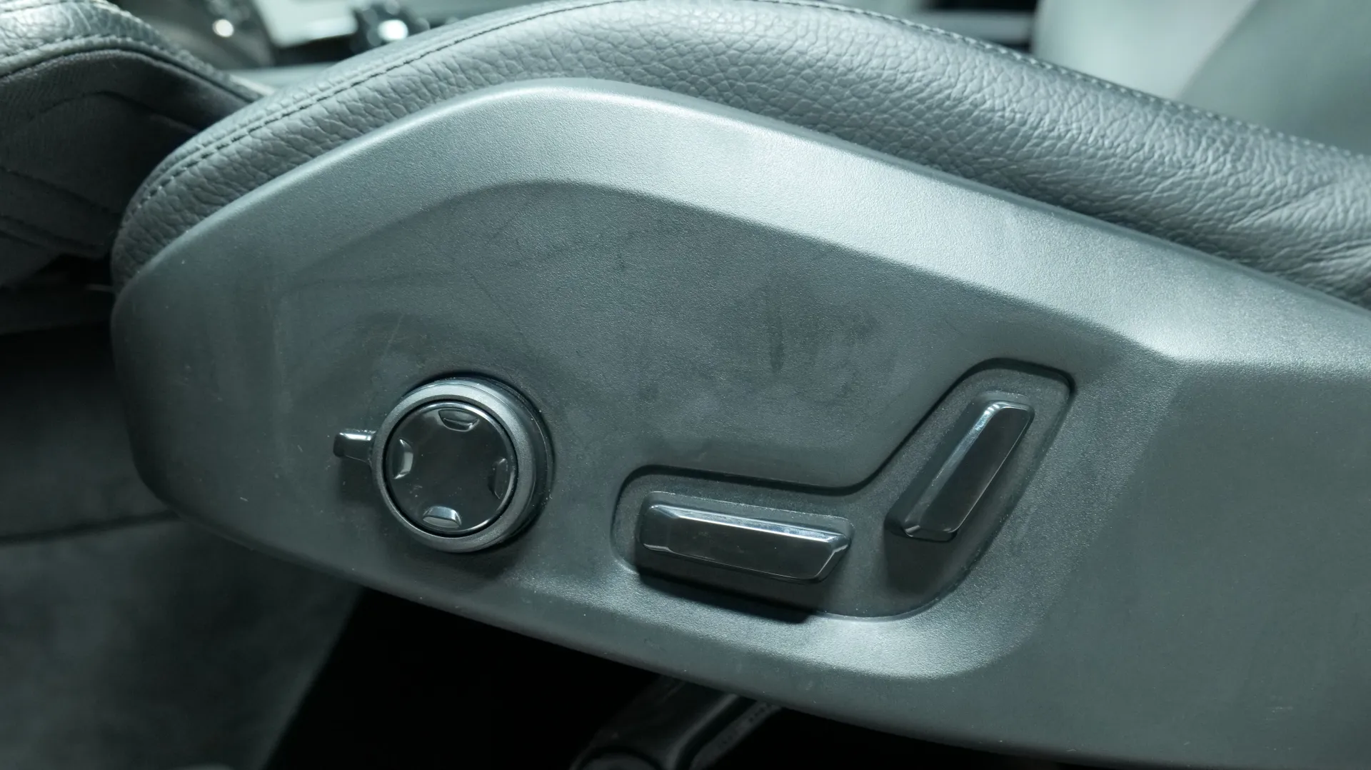 Autokuva 11 - GPS-497