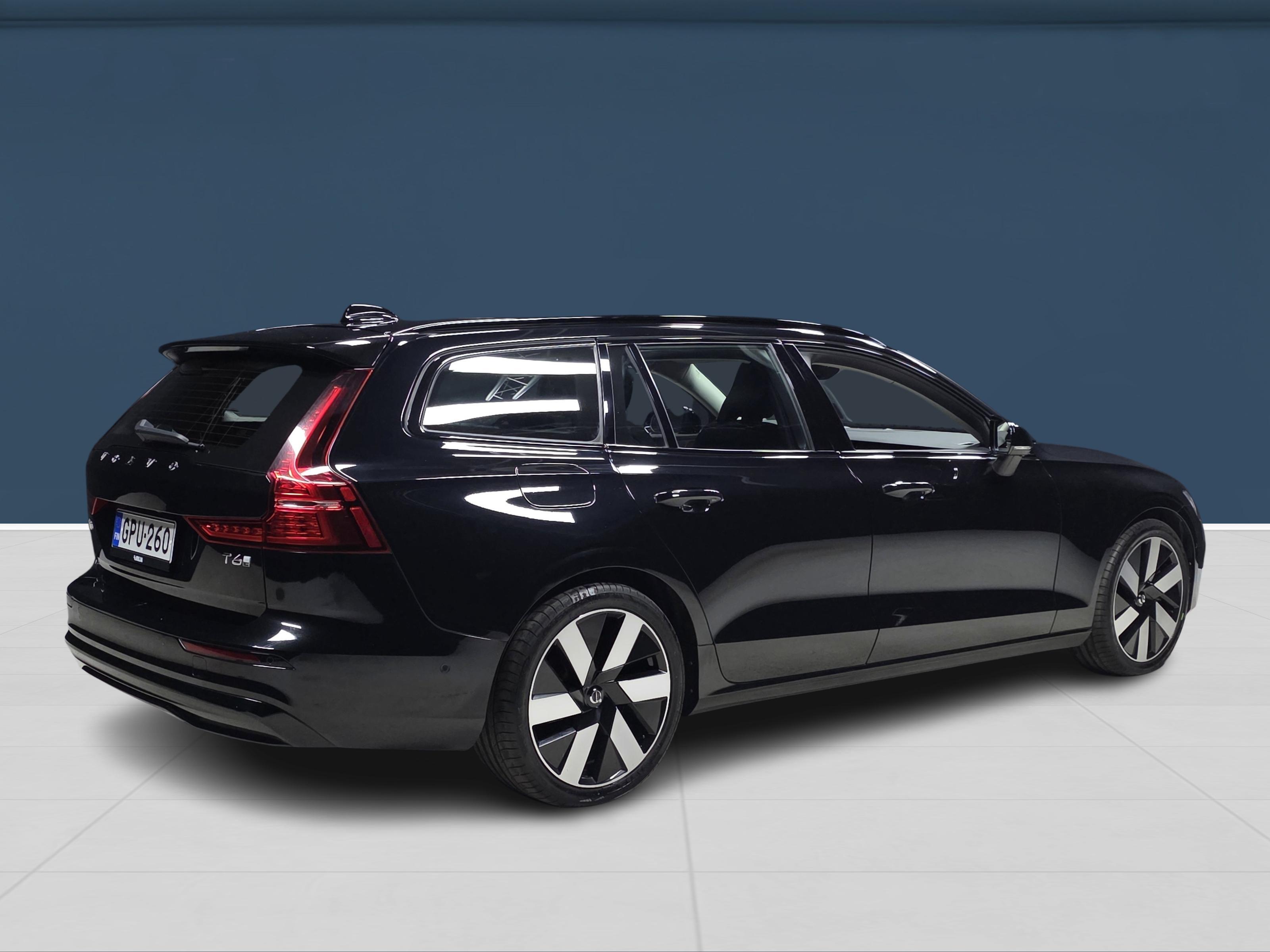 Volvo V60 2025, kuva 4/18