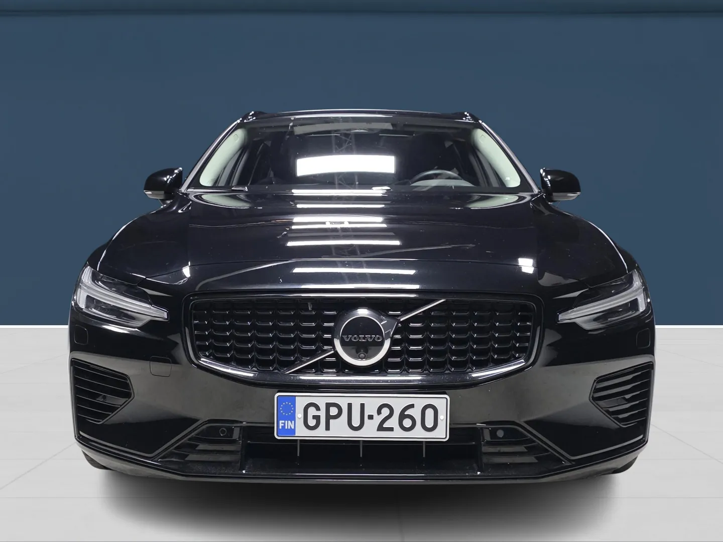 Autokuva 2 - GPU-260