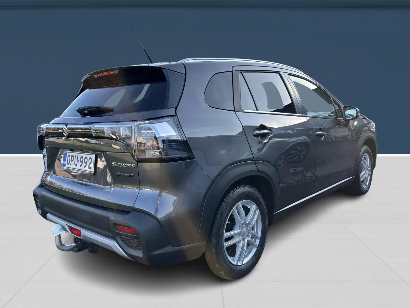 Autokuva 5 - GPU-992