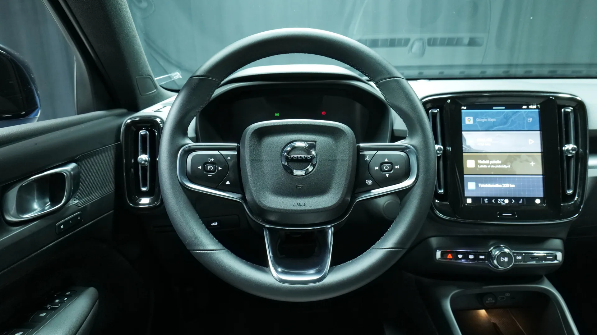 Autokuva 14 - GPY-385