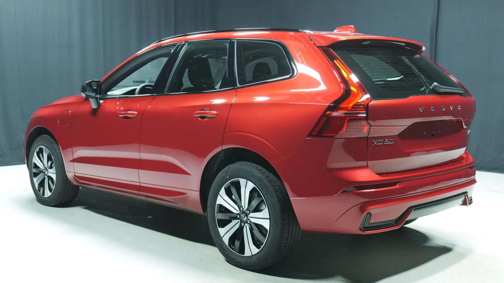 Autokuva 2 - GPY-992