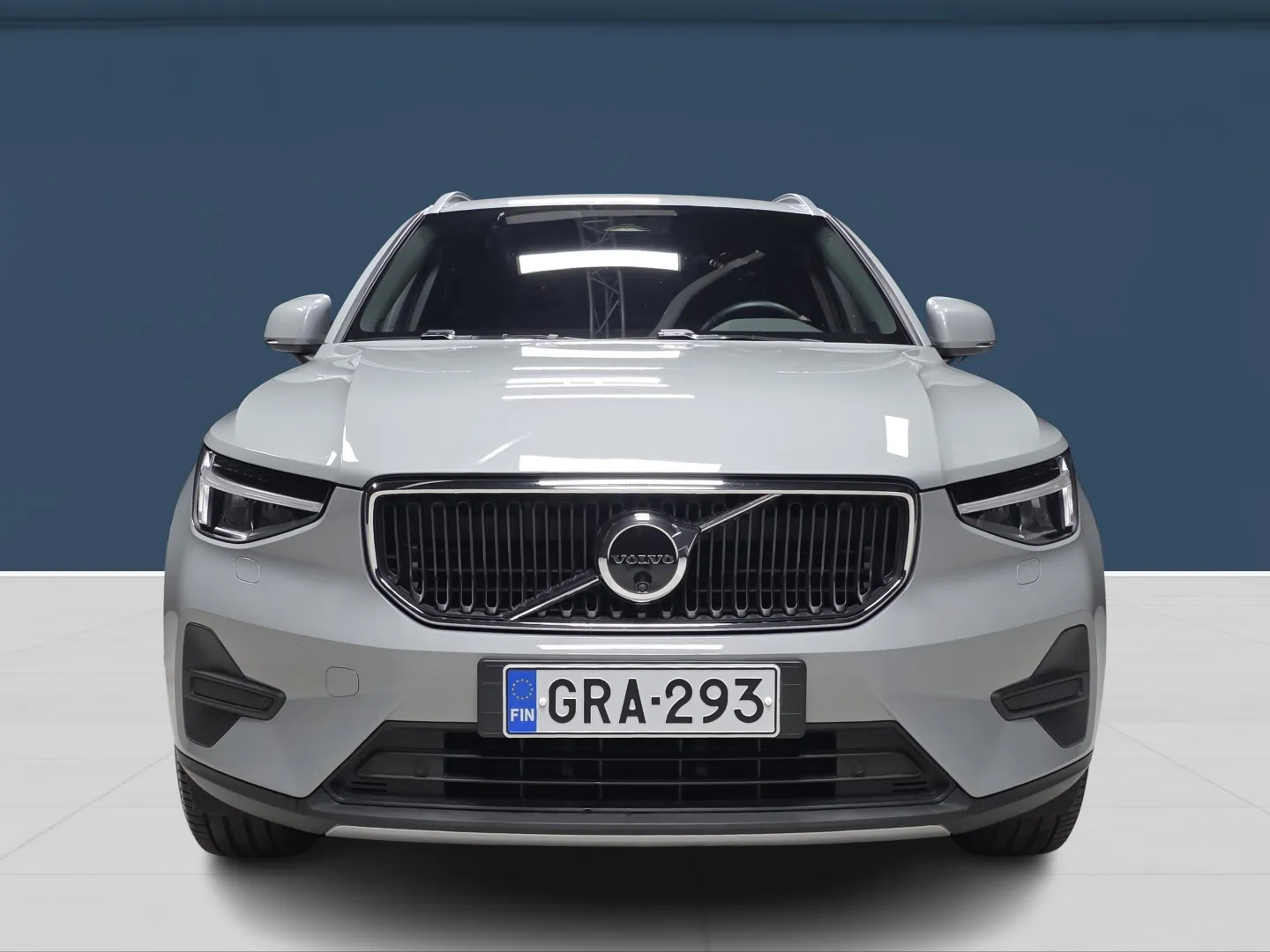 Autokuva 2 - GRA-293