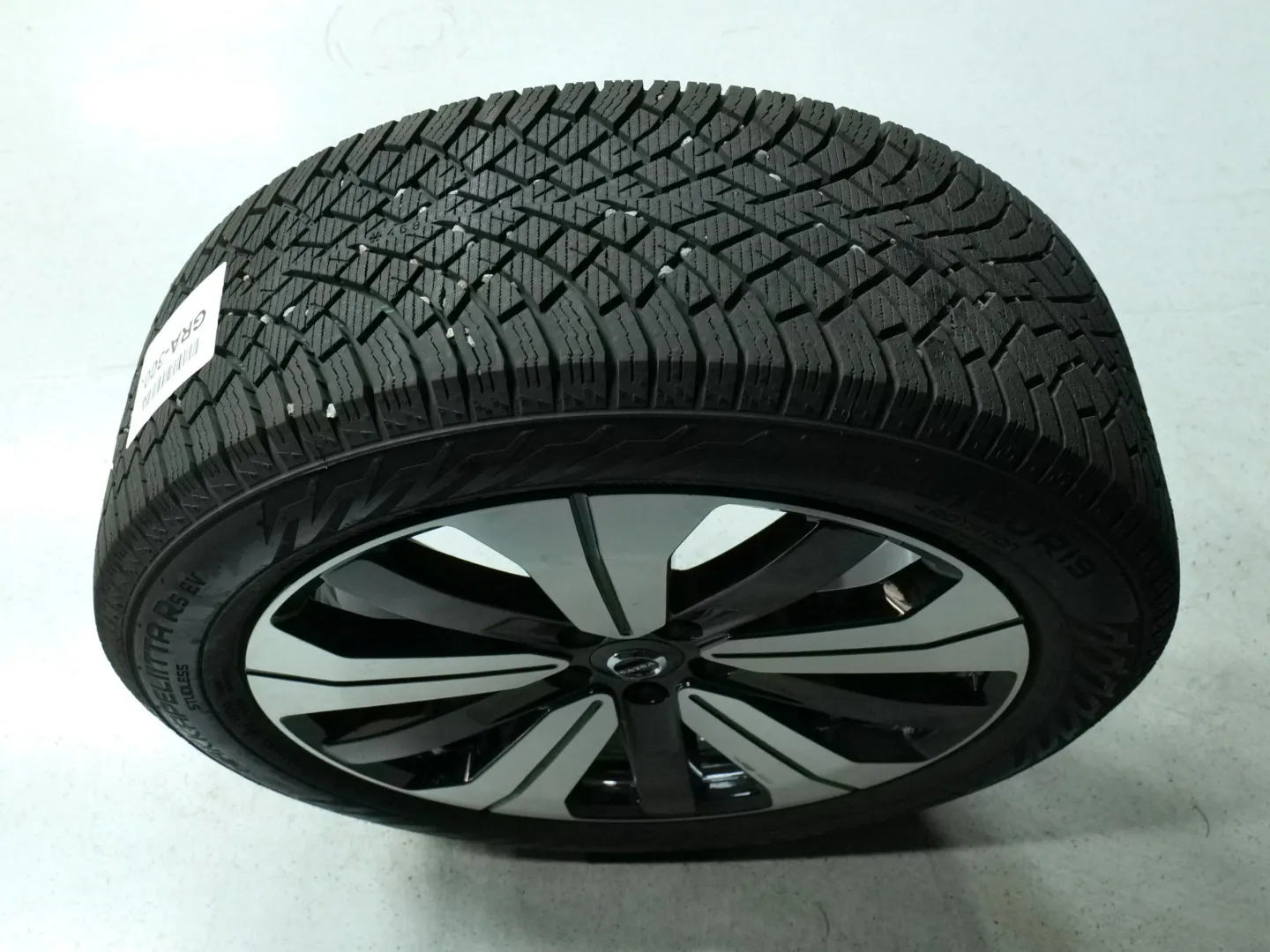 Autokuva 15 - GRA-300