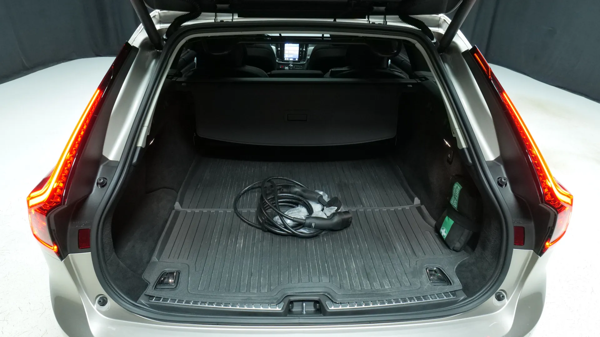 Autokuva 17 - GRA-730