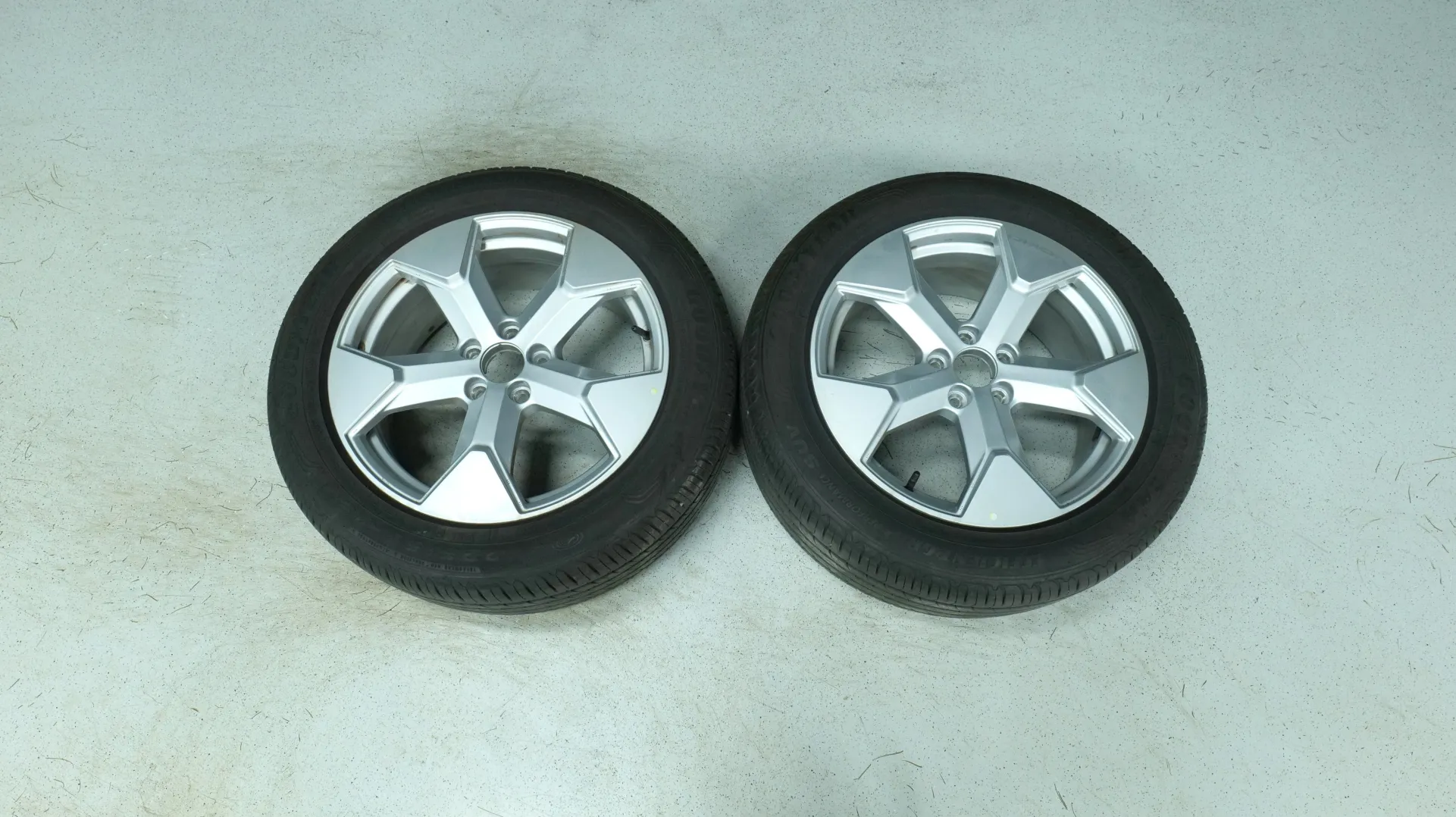 Autokuva 16 - GRC-489