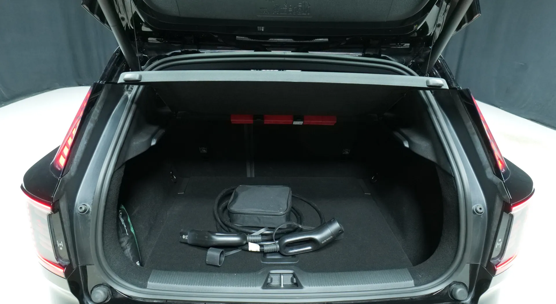 Autokuva 14 - GRC-489