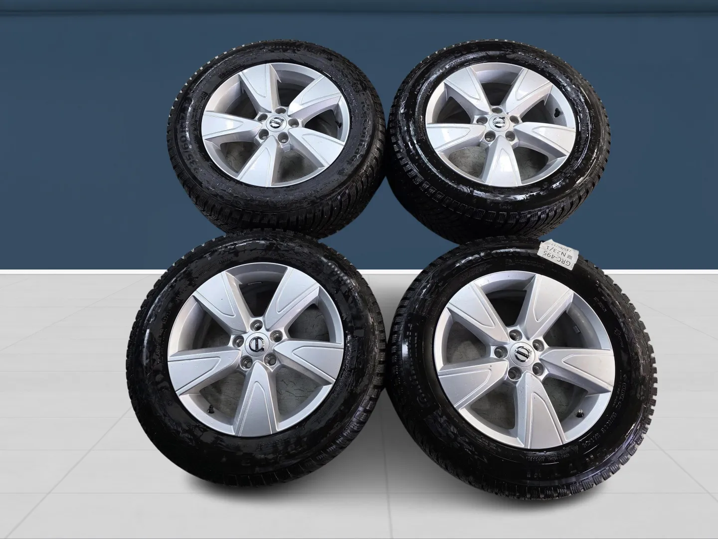 Autokuva 12 - GRC-495