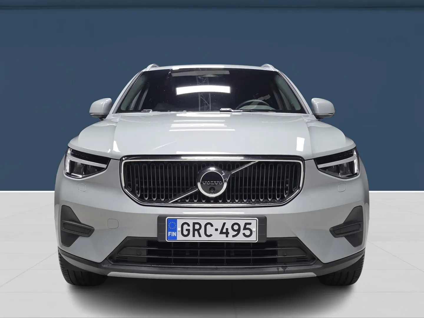 Autokuva 2 - GRC-495