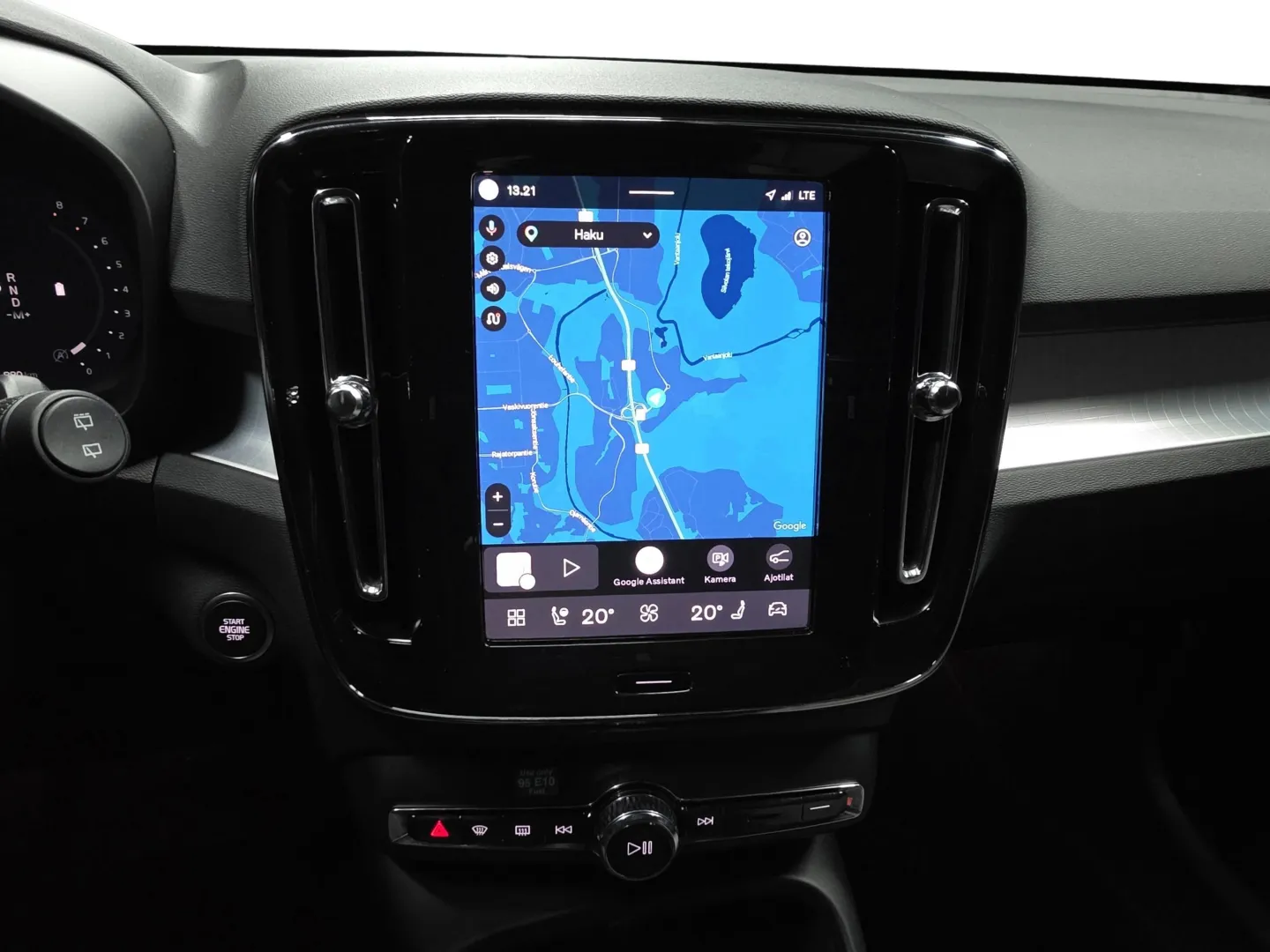 Autokuva 13 - GRC-495