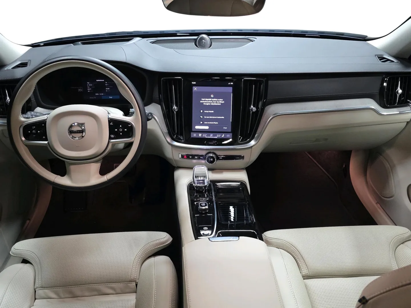 Autokuva 8 - GRE-124