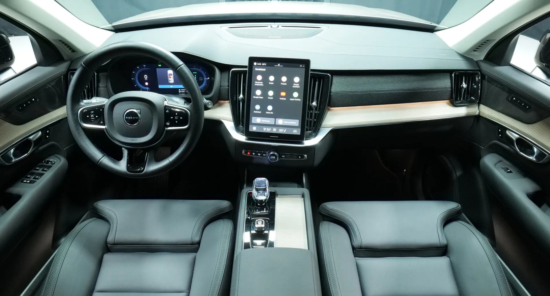 Autokuva 14 - GRF-266