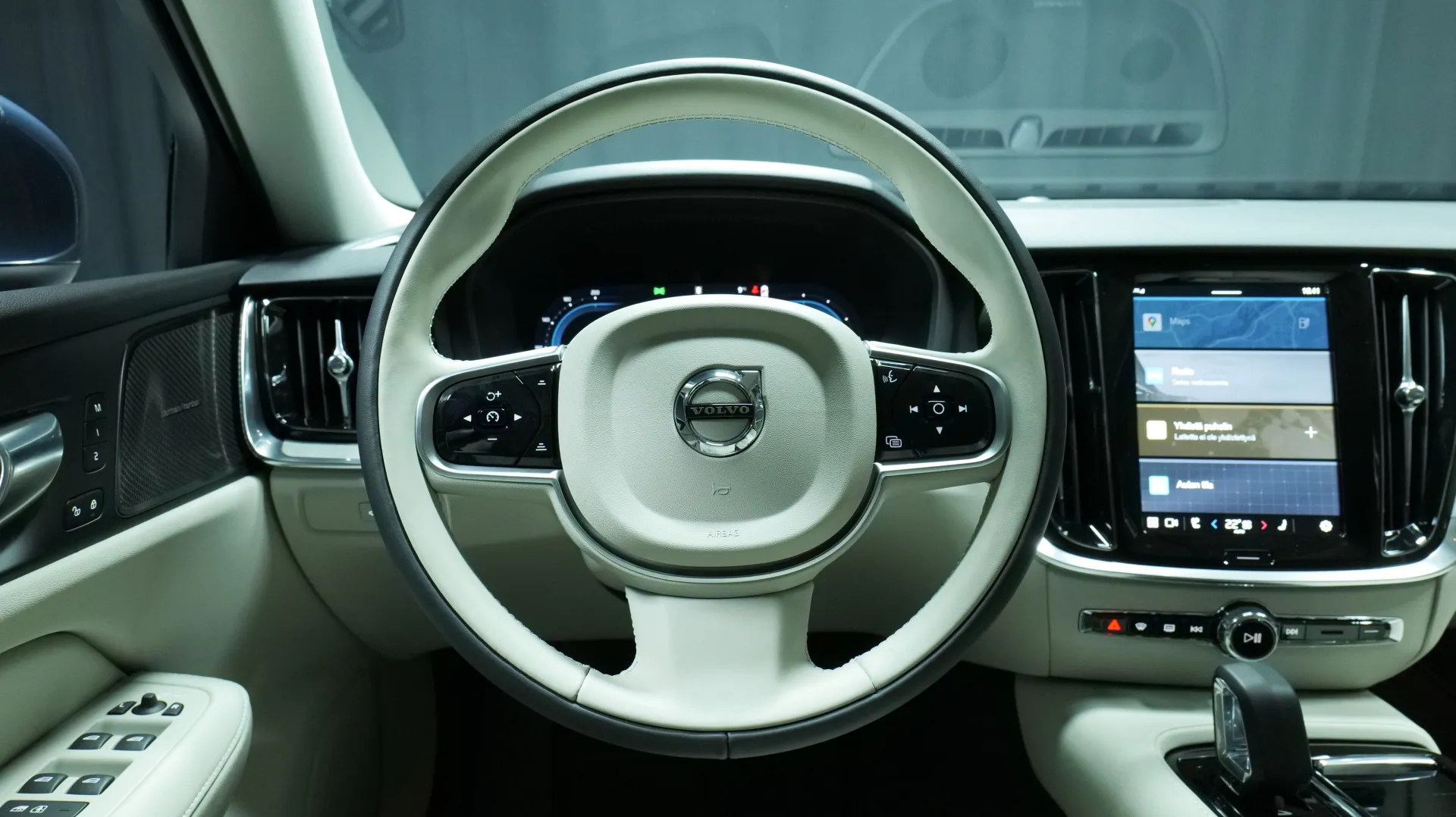 Autokuva 15 - GRG-556