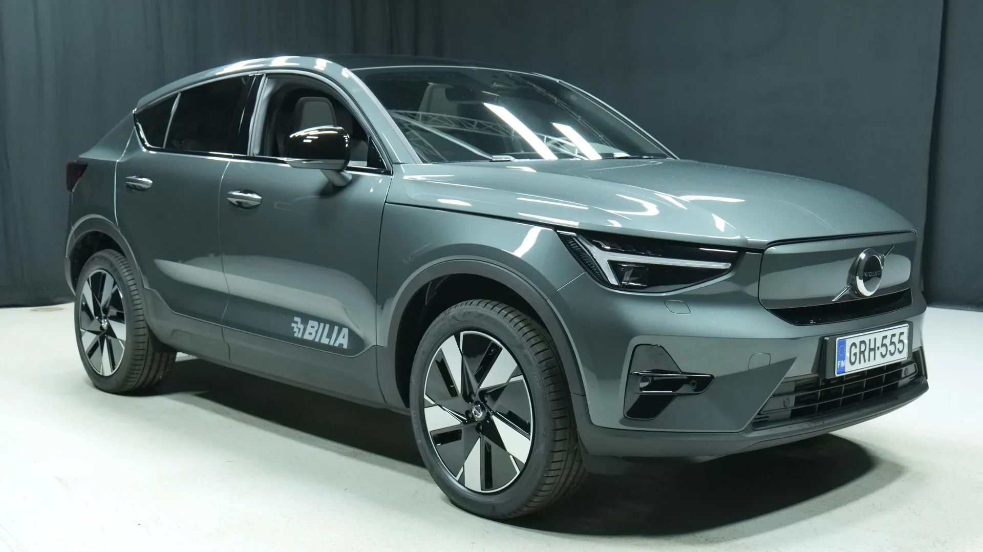 Autokuva 5 - GRH-555