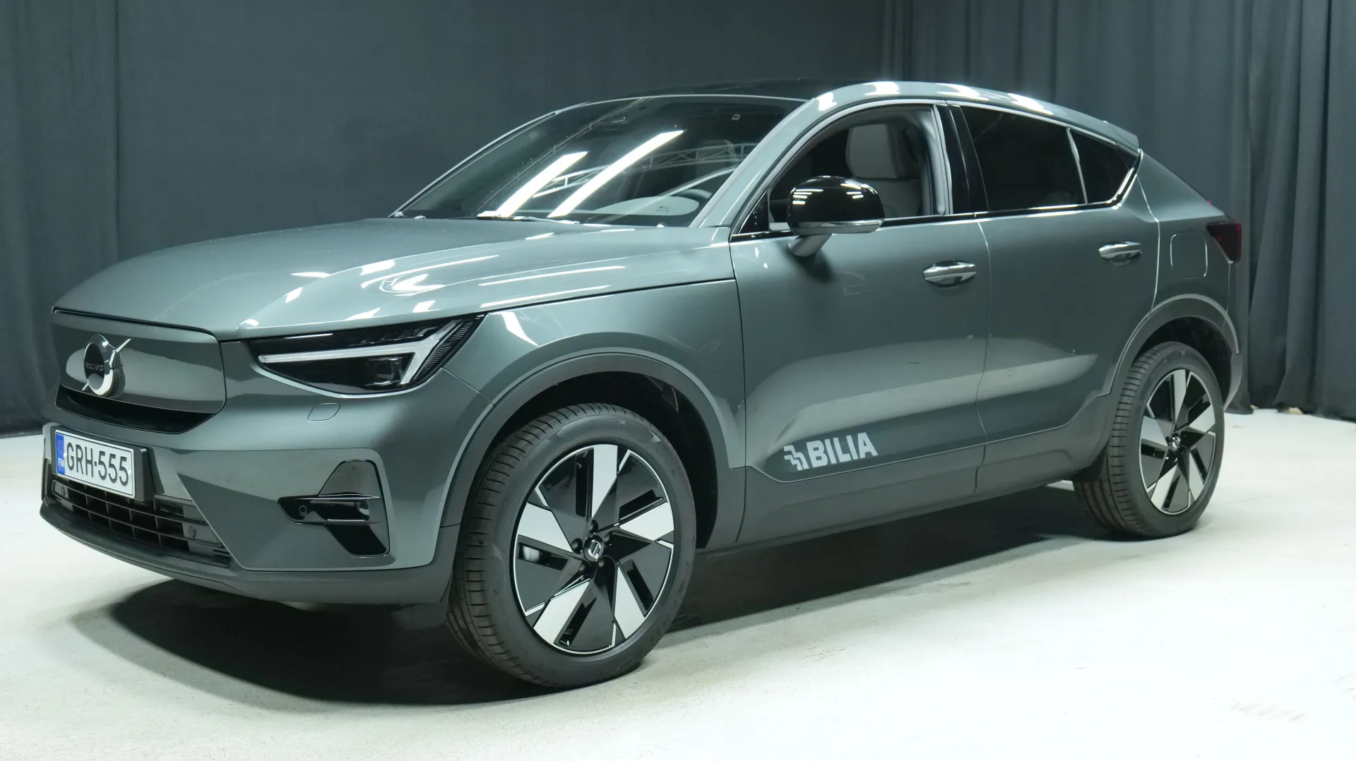 Autokuva 1 - GRH-555