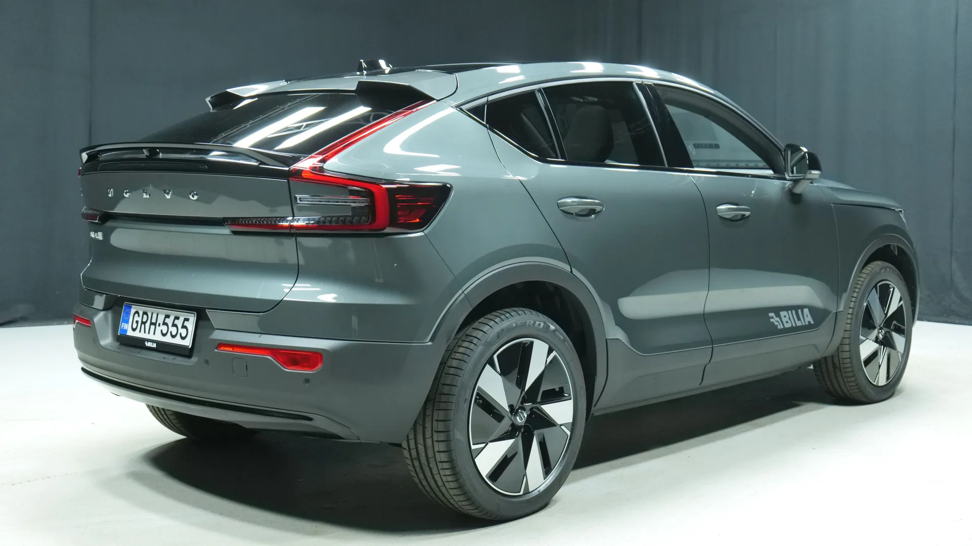 Autokuva 3 - GRH-555